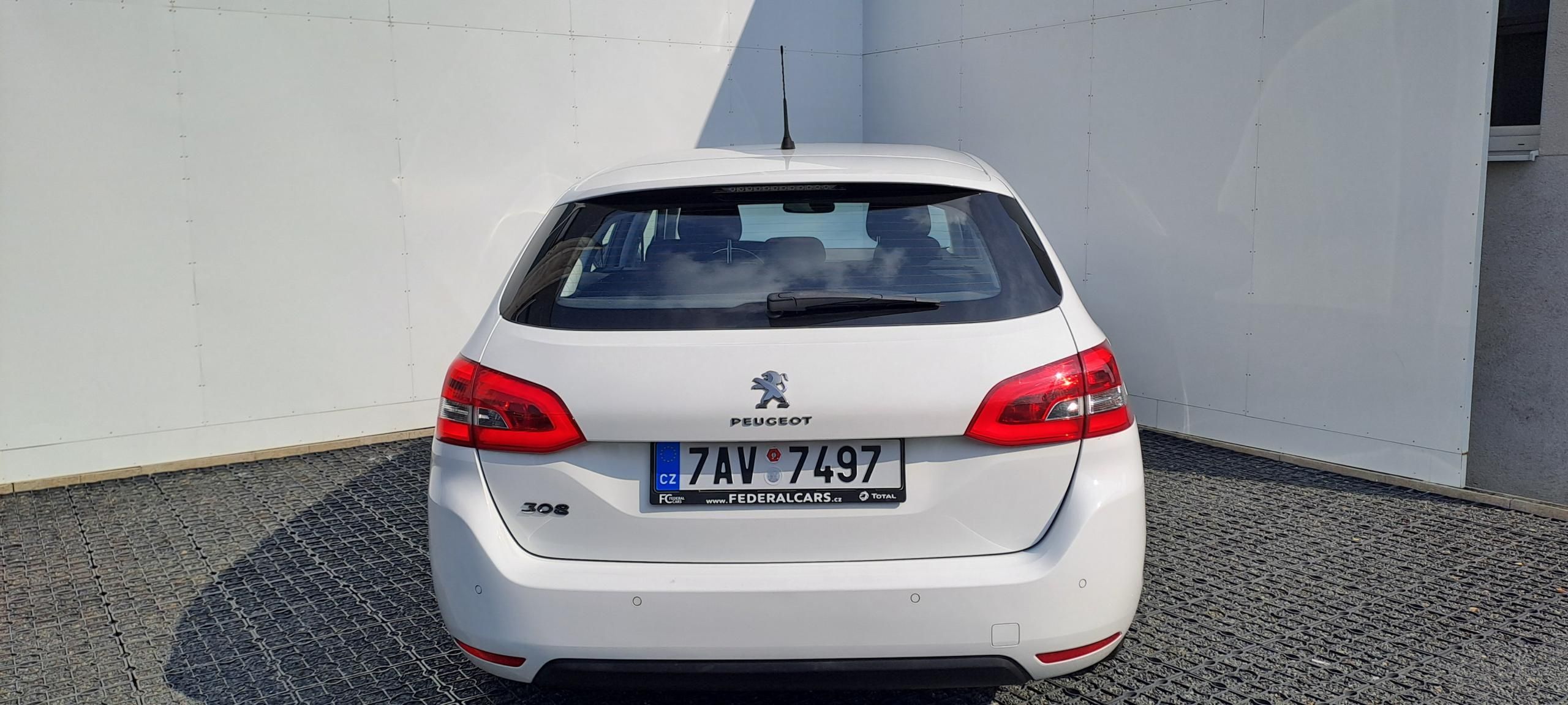 Peugeot 308, SW ACTIVE 1.2 PureTech 110 MAN - fotka 6