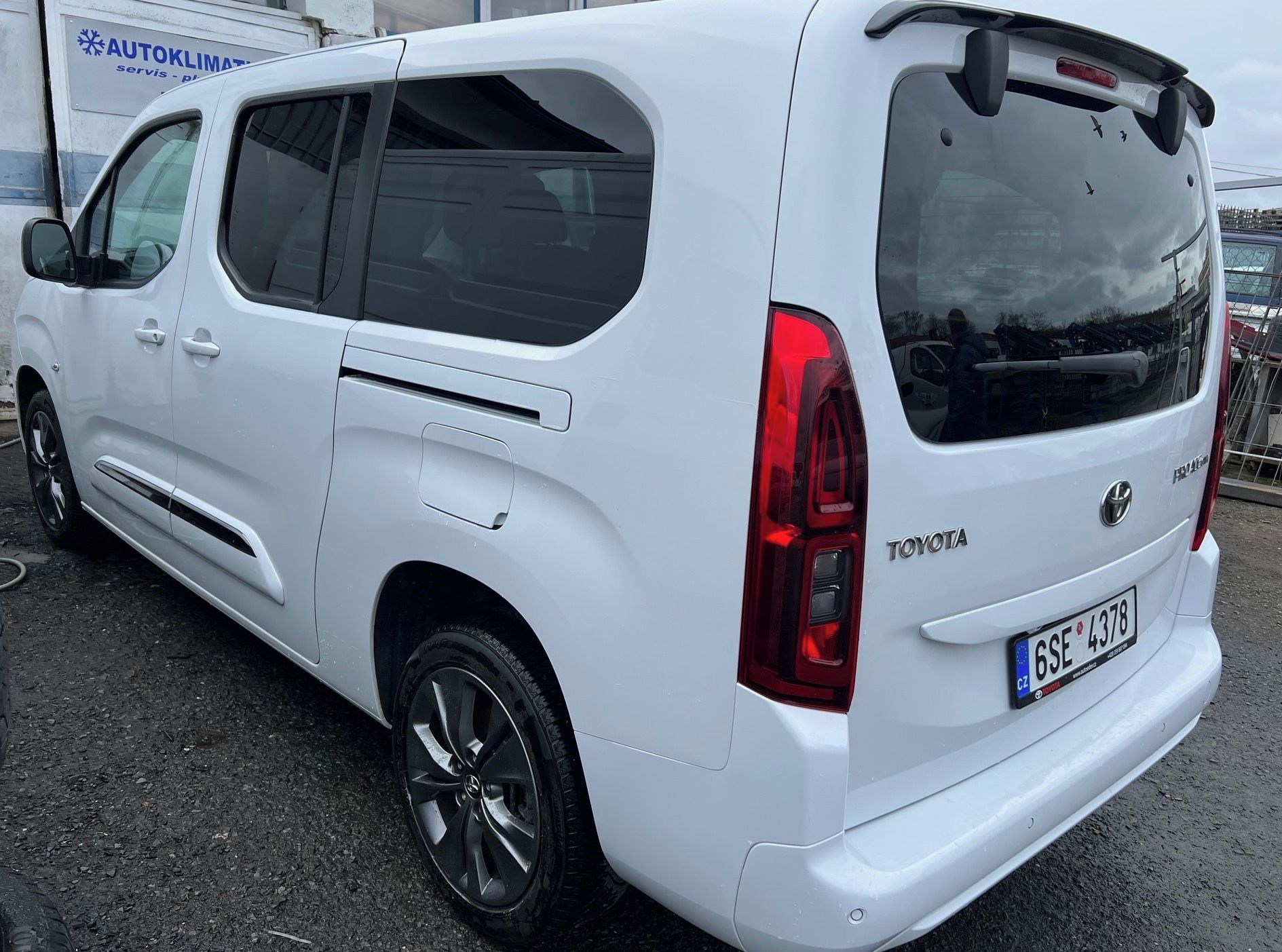 Toyota Proace, City Verso 1,5, koupeno v ČR - fotka 5