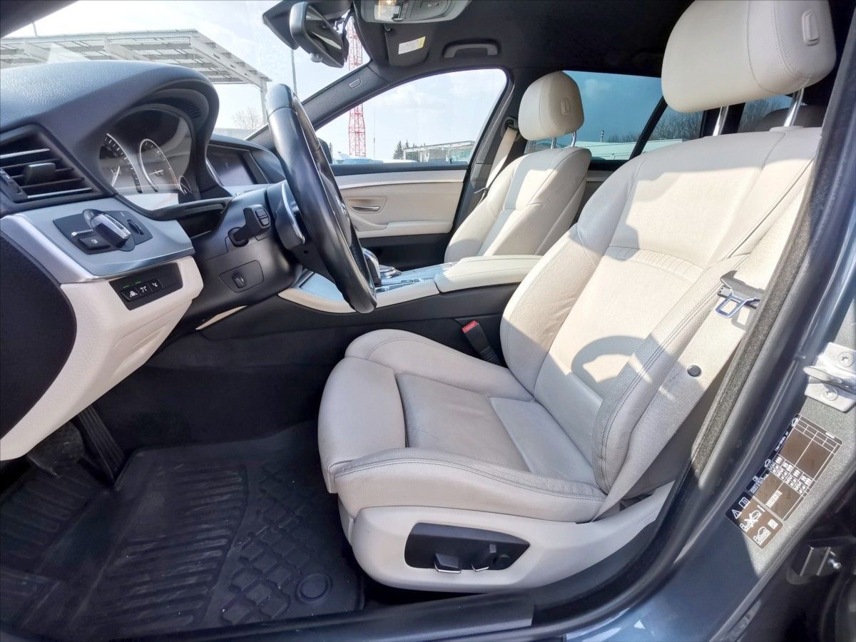 BMW Řada 5, M550d 280kw Xd*HUD*Webasto*TZ - fotka 5
