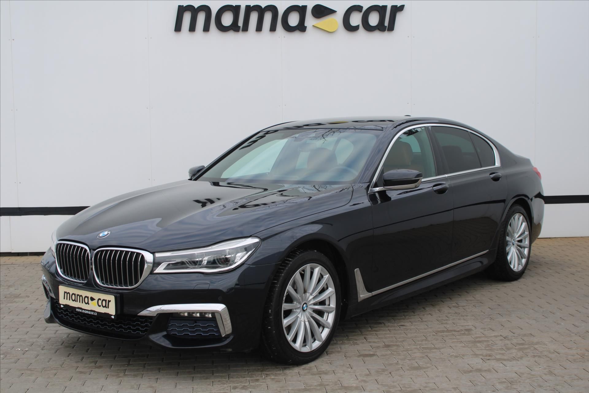 BMW Řada 7, 730d xDrive M PAKET DPH ČR - fotka 3
