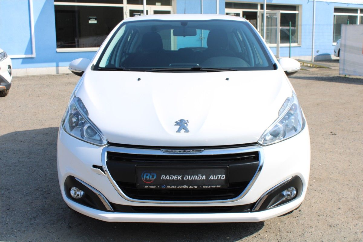 Peugeot 208, 1,2 PT  NOVÉ V ČR,48TKM - fotka 2