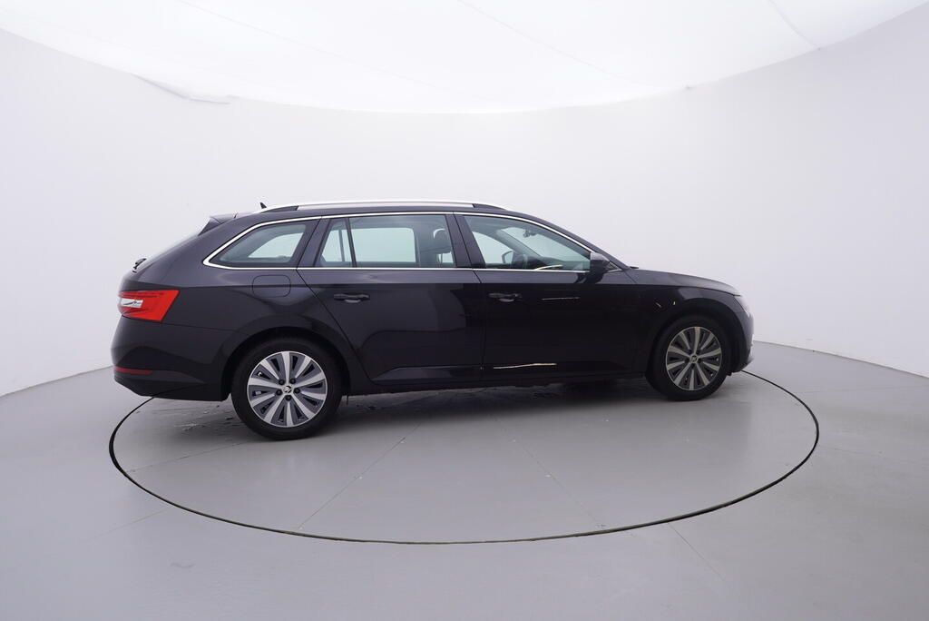 Škoda Superb, Style 2.0 TDI 110 kW - fotka 6