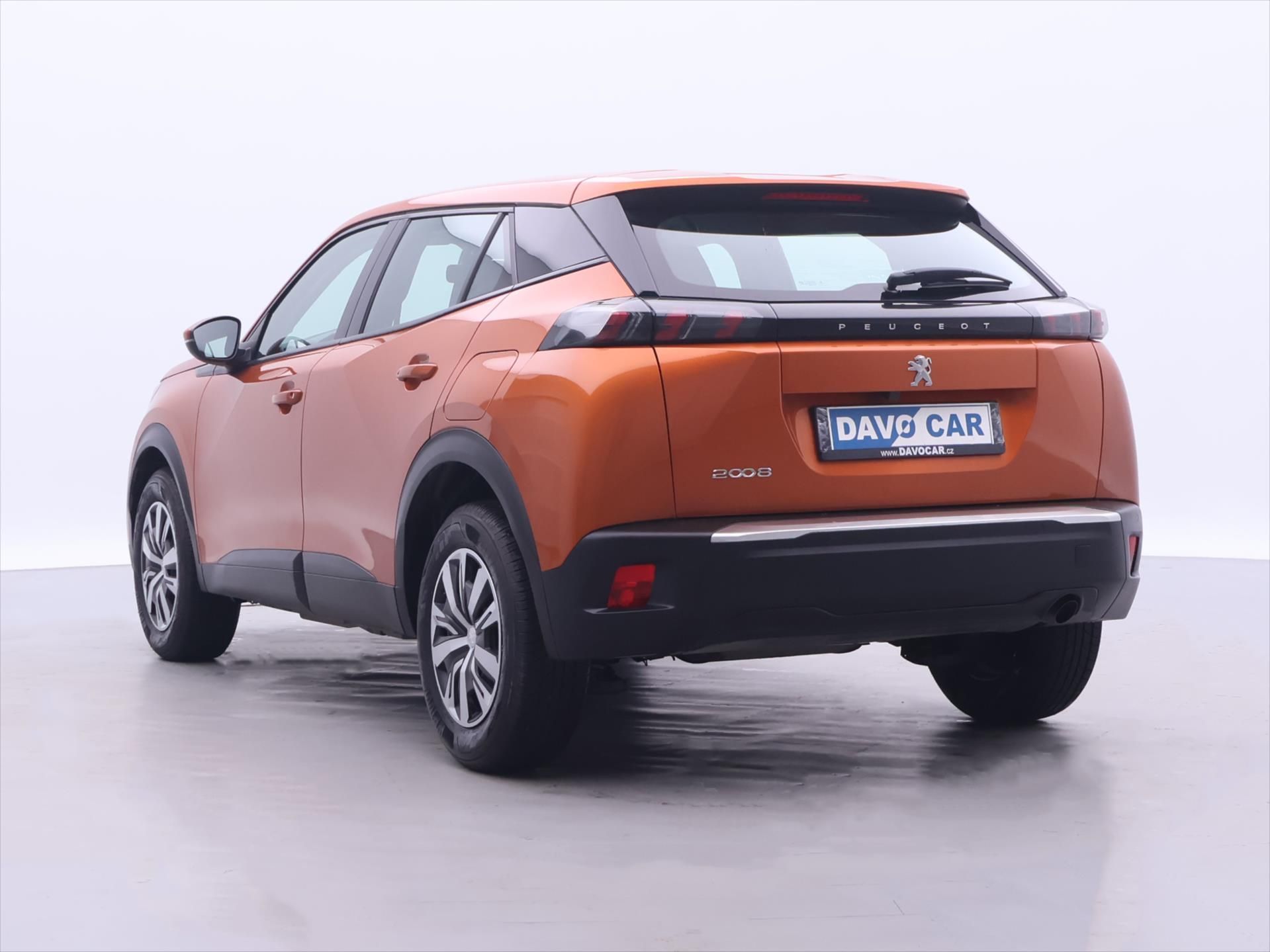 Peugeot 2008, 1,2 PT 74kW CZ Klima ACTIVE - fotka 5