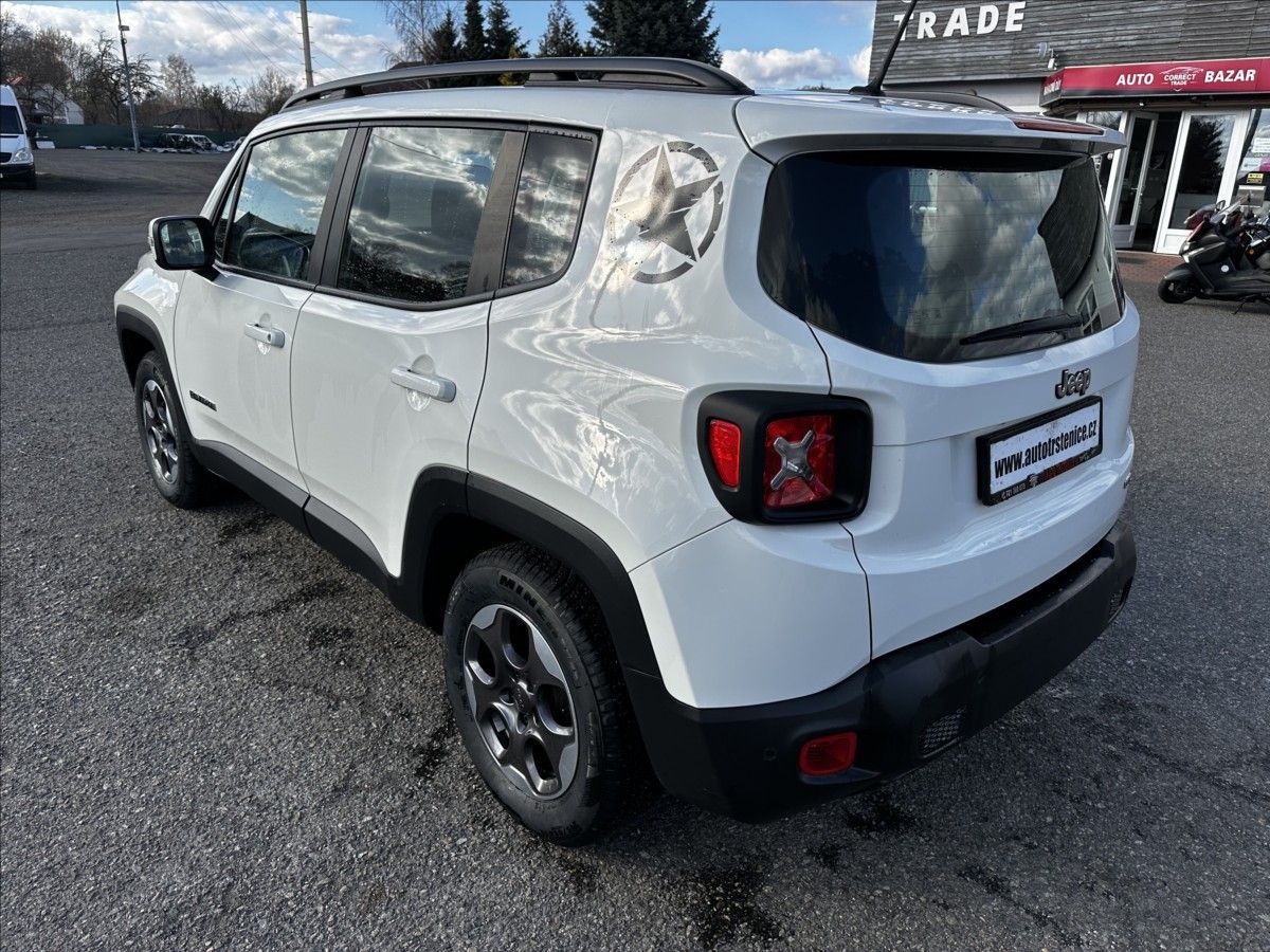 Jeep Renegade, 1,4 MiltiAir 103kW - MÁLO KM - fotka 3