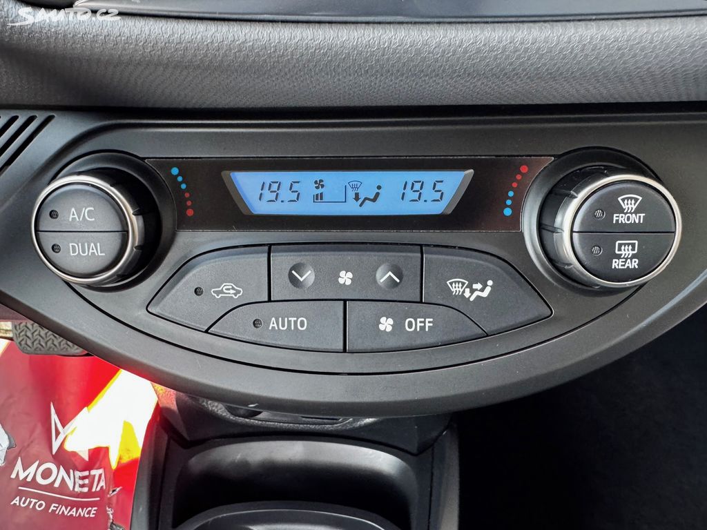 Toyota Yaris, fotka 14