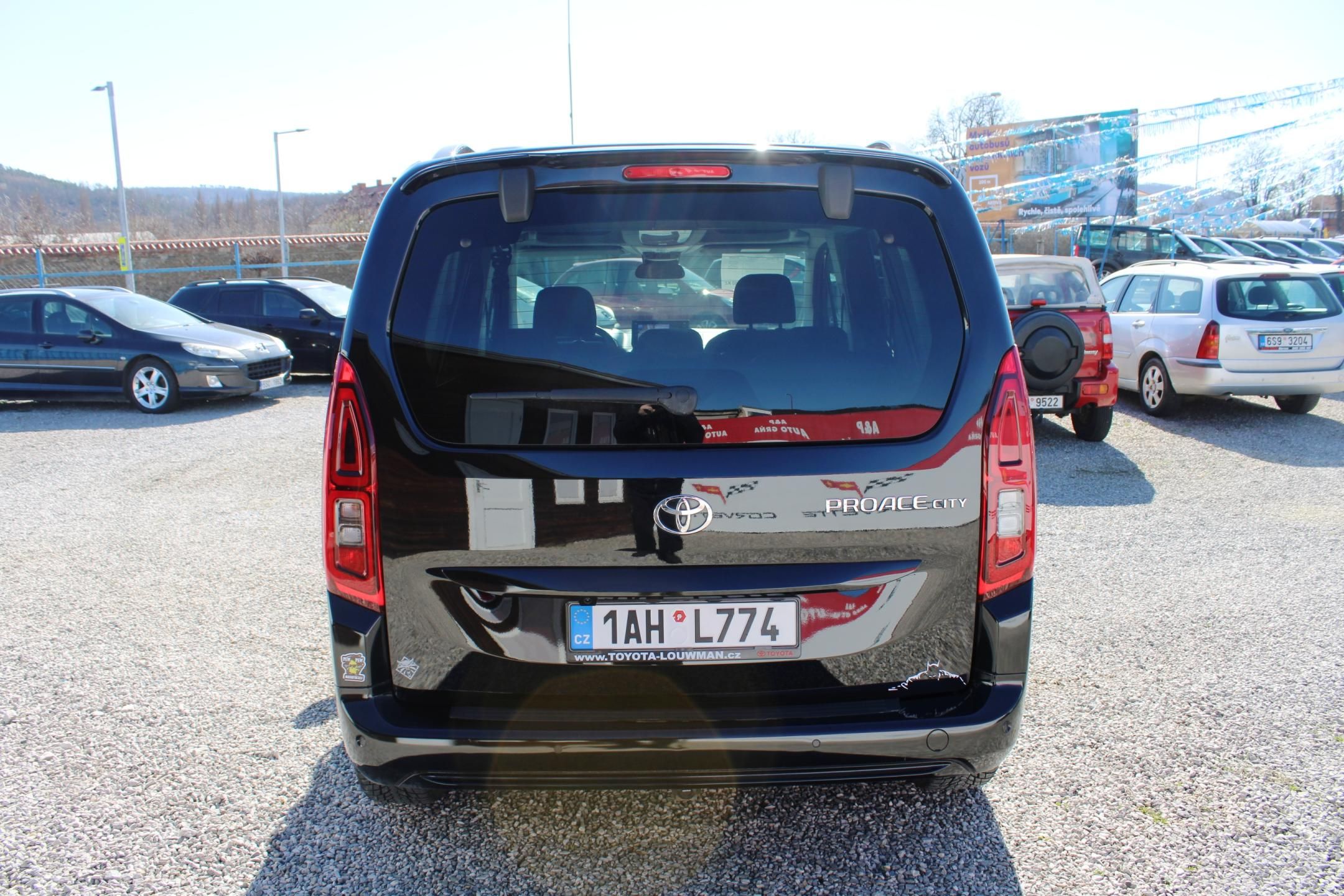 Toyota Proace City Verso, 1,5d 96KW PANORAMA NAVI LED CZ - fotka 6