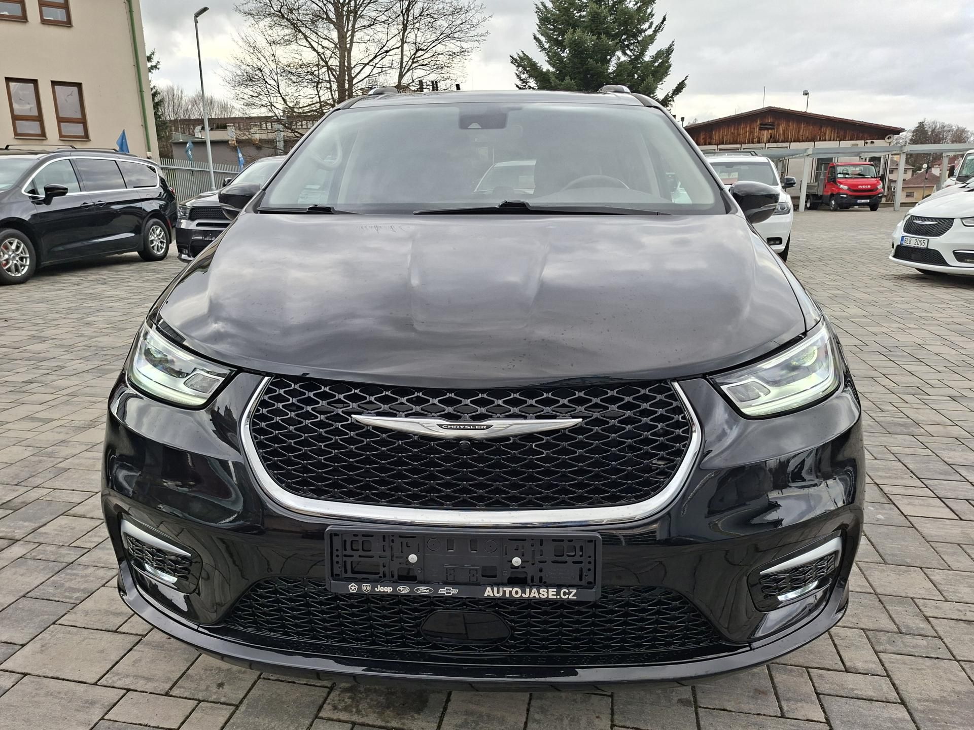 Chrysler Pacifica, 3,6L V6, 7míst, kůže, Adapt - fotka 2