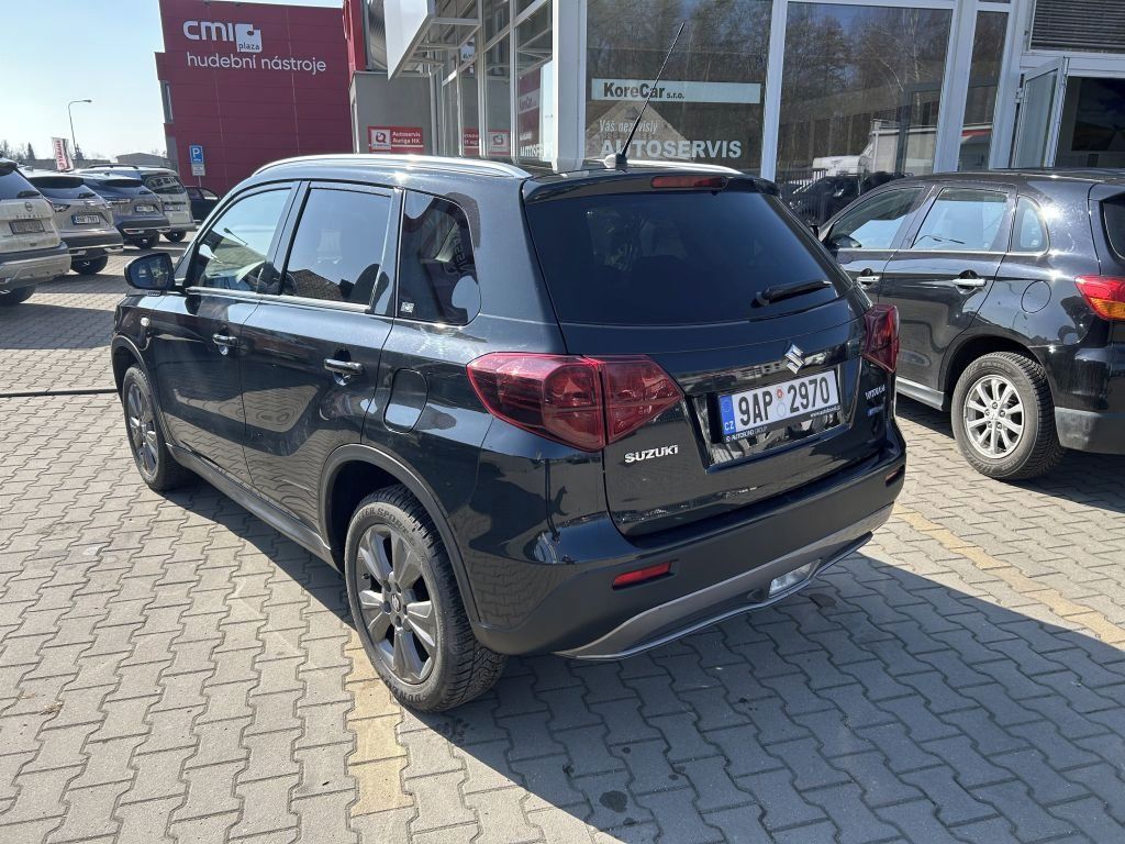 Suzuki Vitara, 1.4 BoosterJet Premium 1. Maj - fotka 3