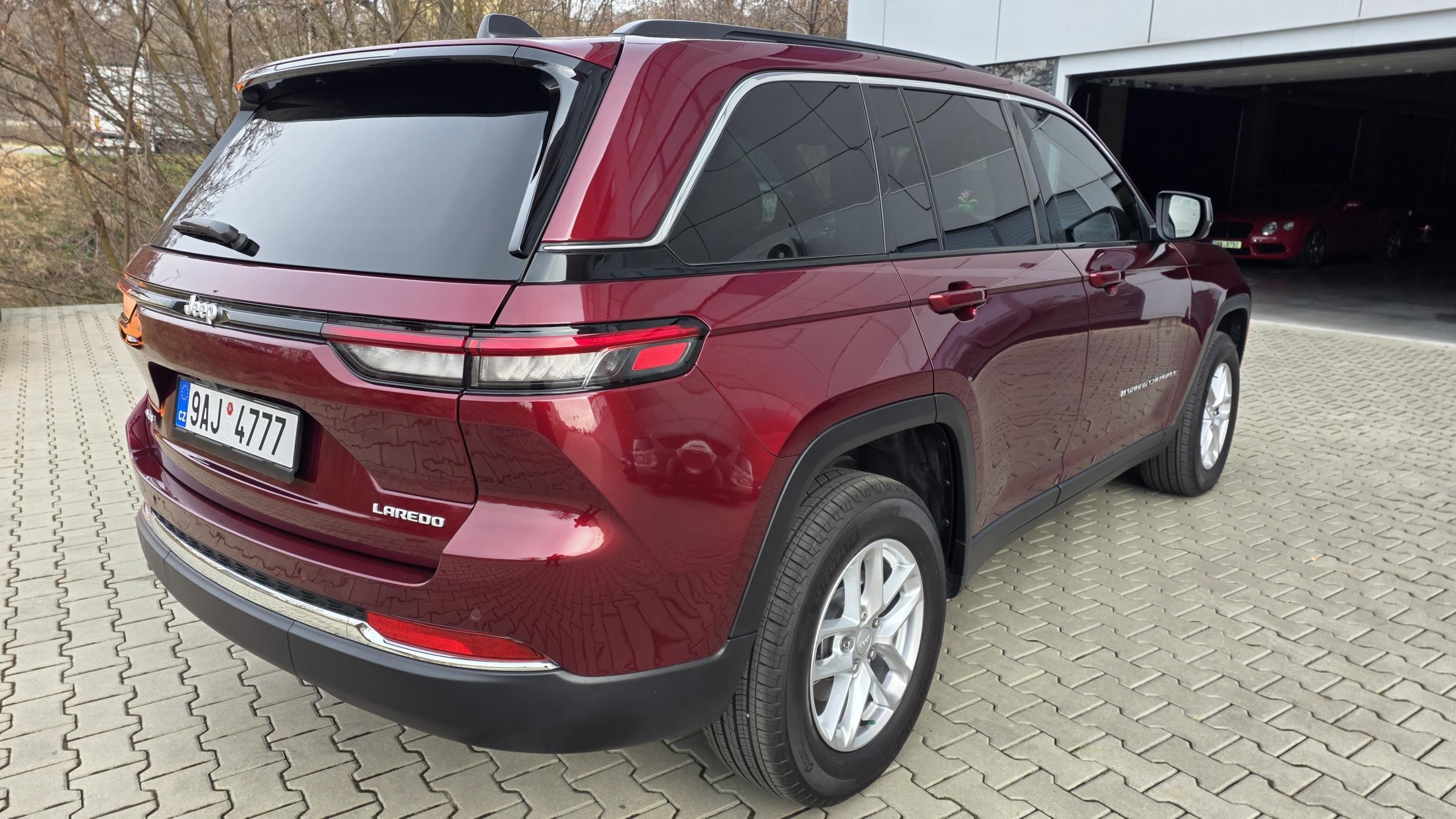 Jeep Grand Cherokee, 3.7 V6 AUT NEW CAR - fotka 4