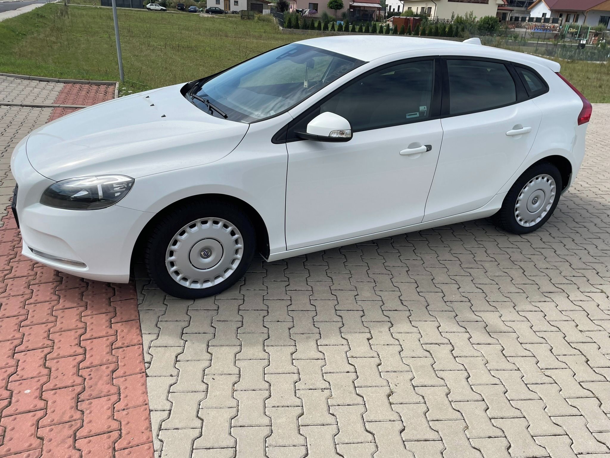 Volvo V40, Volvo V40, T2, 1,6, 88kW - fotka 3