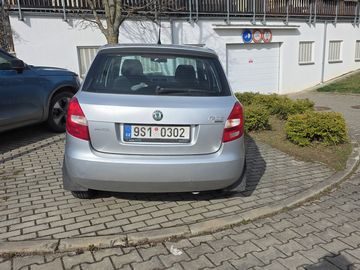 1,2 44kW klima 50.000km !