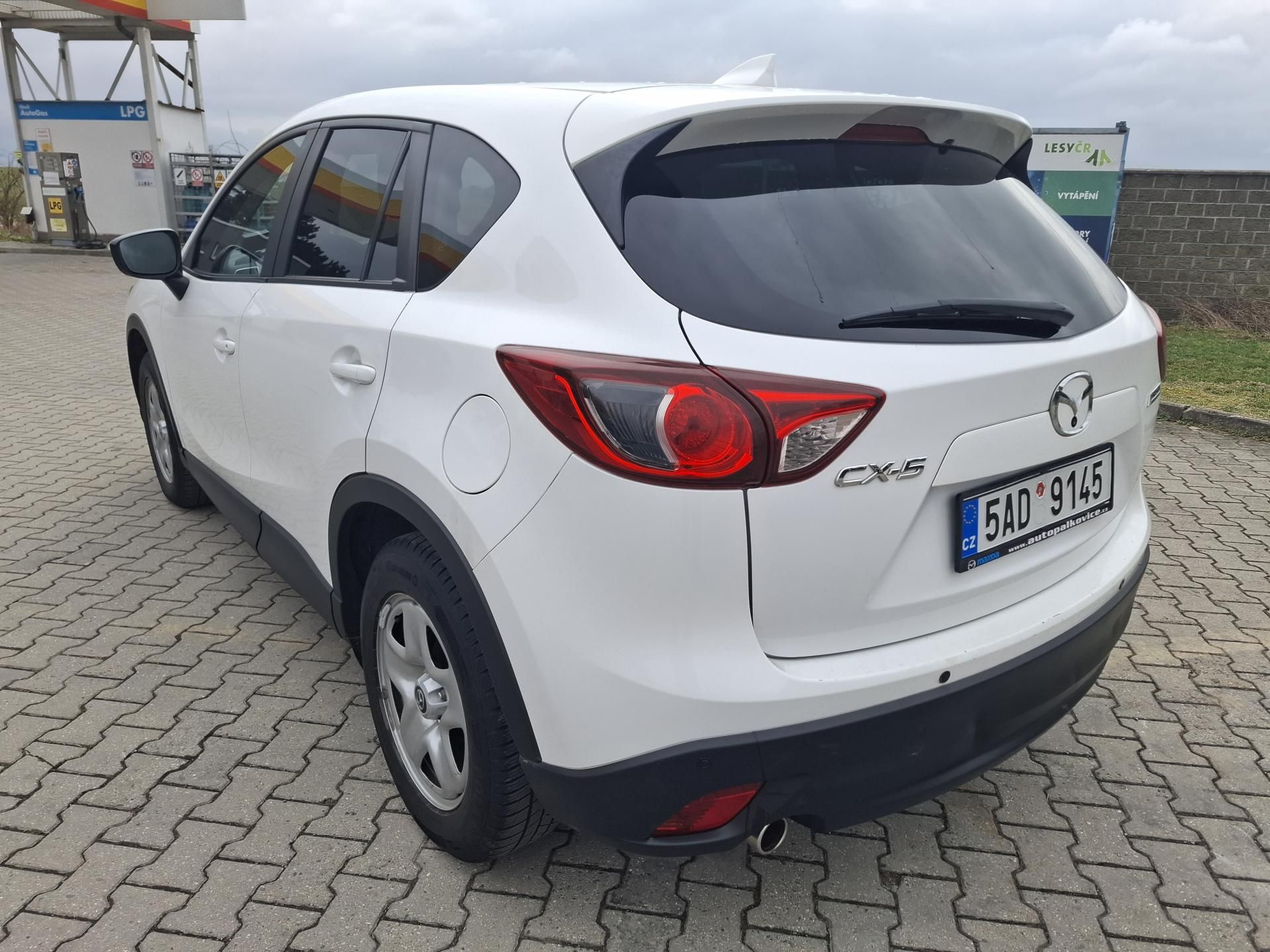 Mazda CX-5, 2,2 SKYACTIV-D/MAN6 - fotka 3