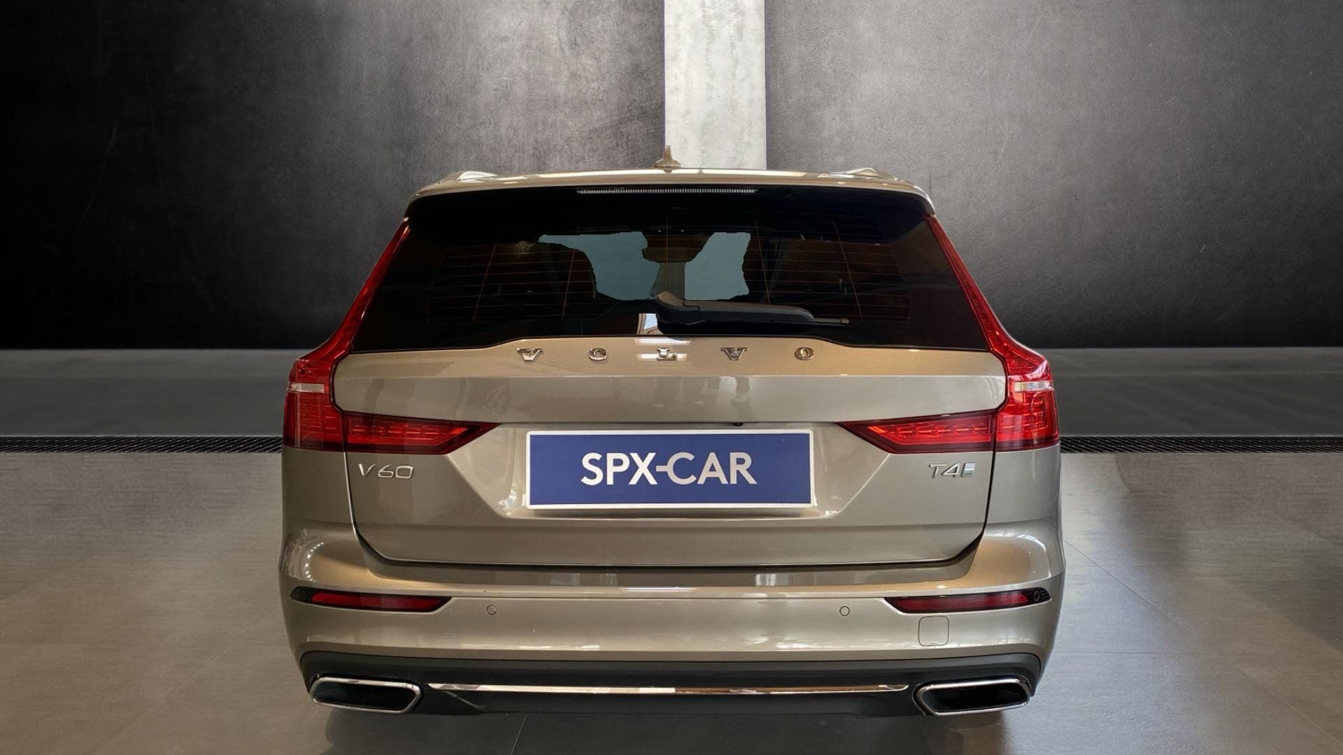 Volvo V60, INSCRIPTION, T4 FWD Drive-E, 1 - fotka 3