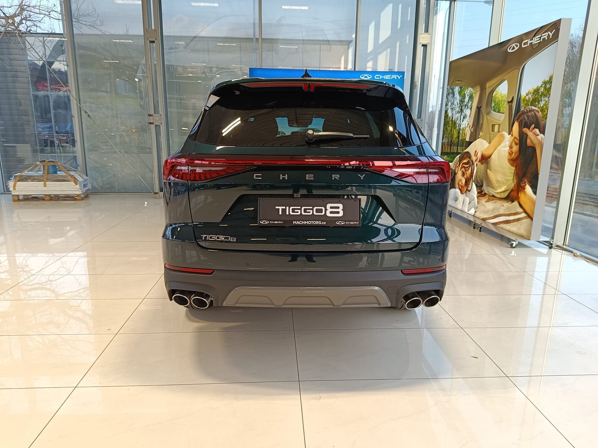 Chery Tiggo 8, UNIQUE 1.6 TGDI - fotka 6
