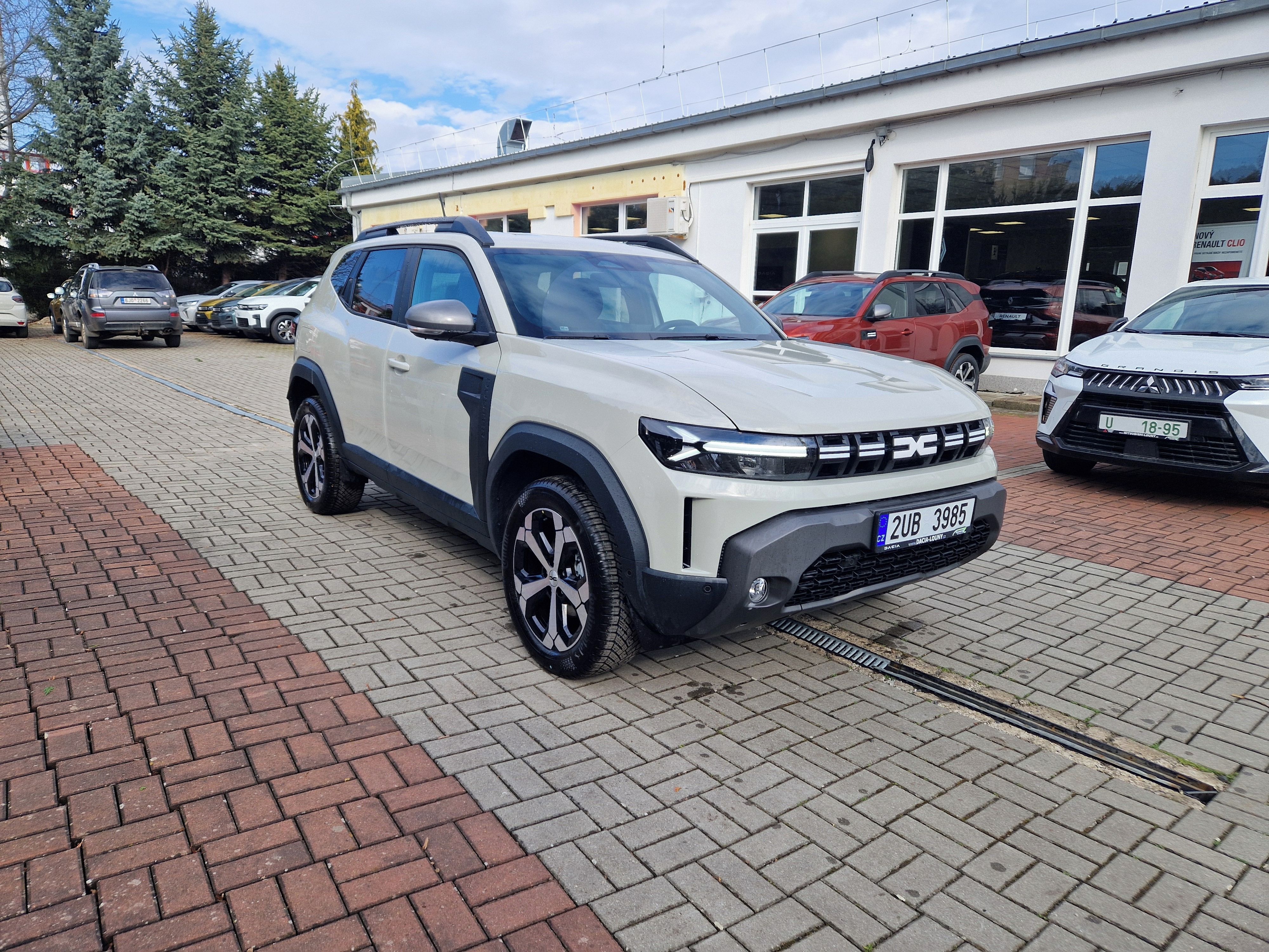 Dacia Duster, journey hybrid-G 150 4x4 - fotka 6