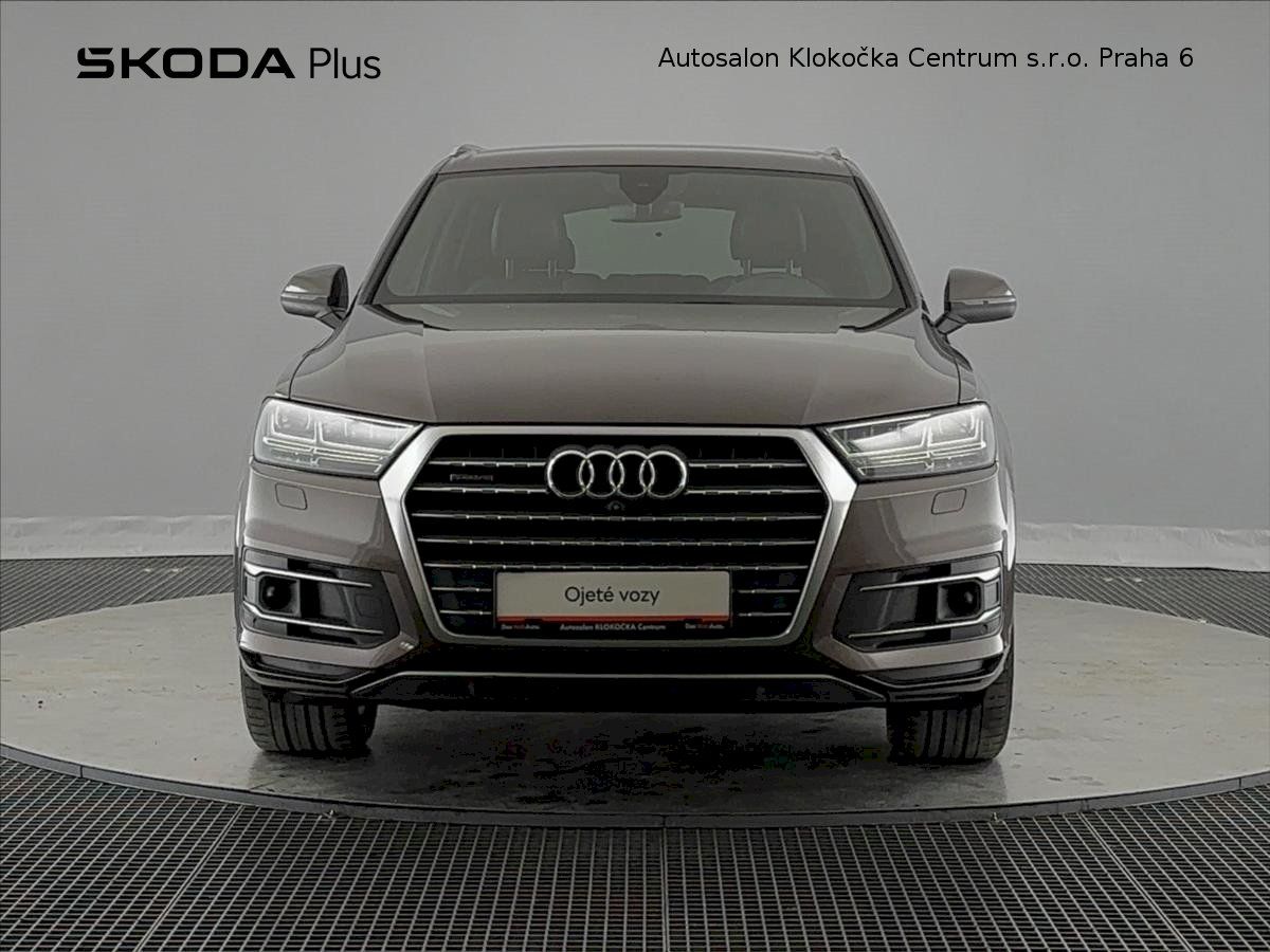 Audi Q7, TDI200 kW S-line Quattro 8TT - fotka 4