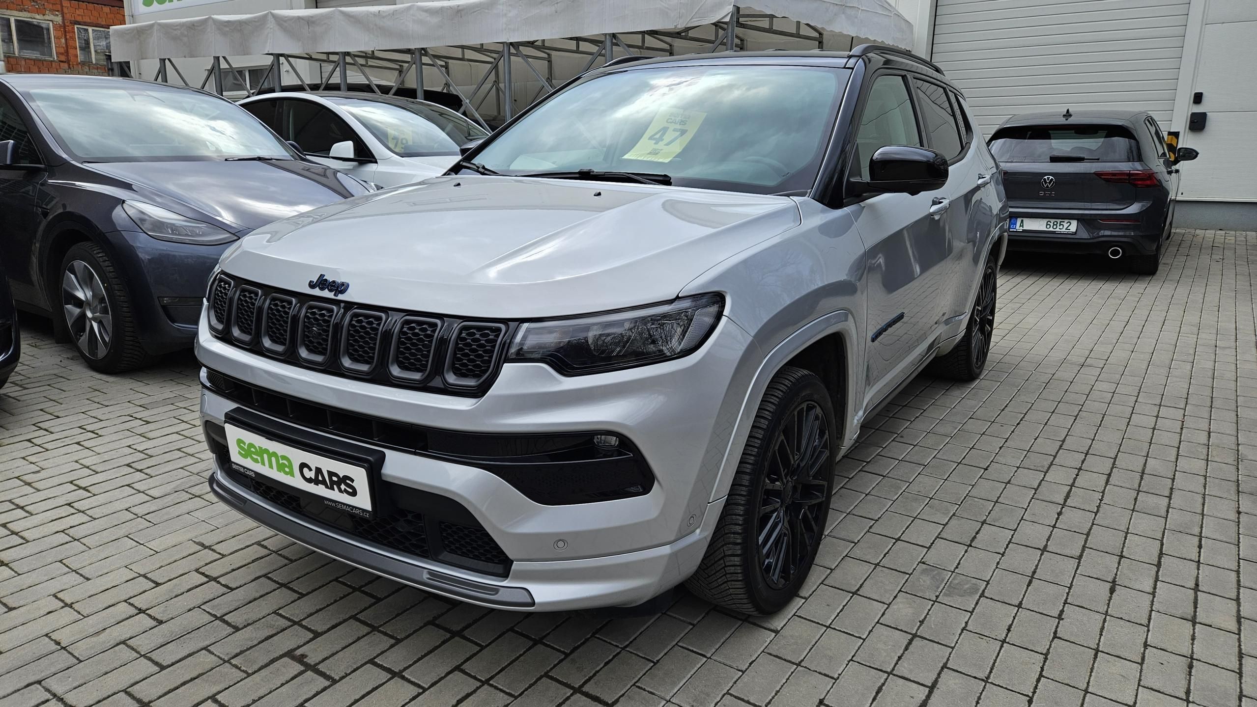 Jeep Compass, 1.3i PHEV 4Xe 177 kW Limited S - fotka 2