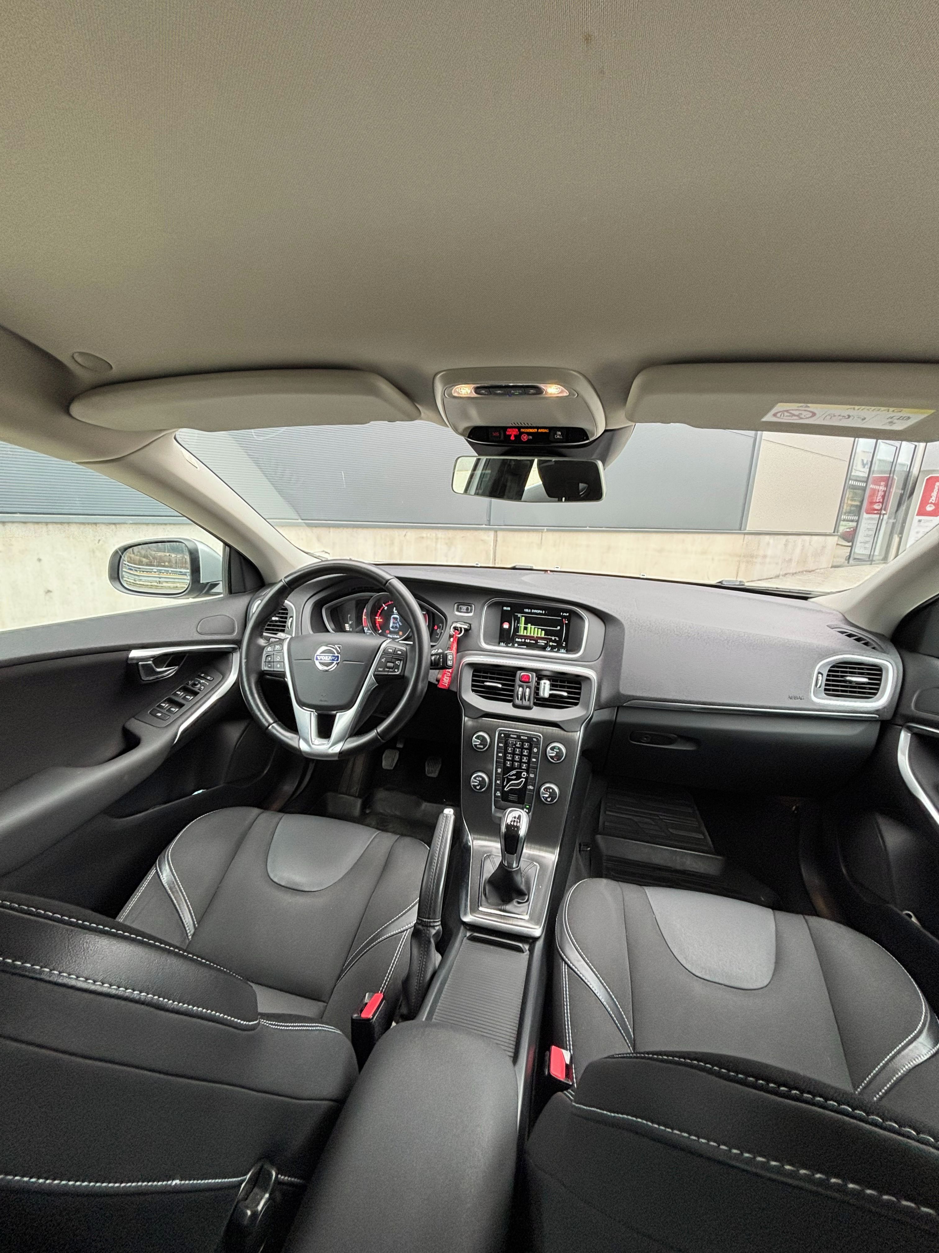 Volvo V40, Volvo V40 D2 - fotka 5