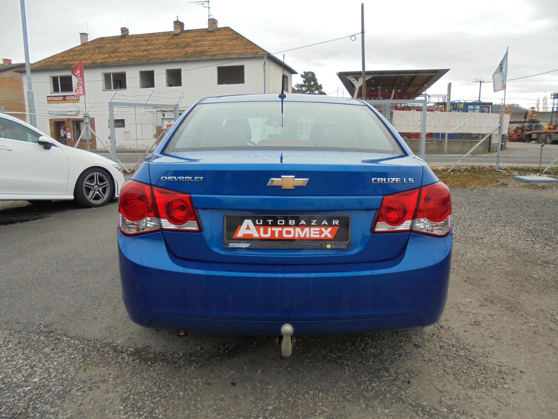 Chevrolet Cruze, 1.6i- KLIMA- 8x AIRBAG- TAŽNÝ - fotka 6