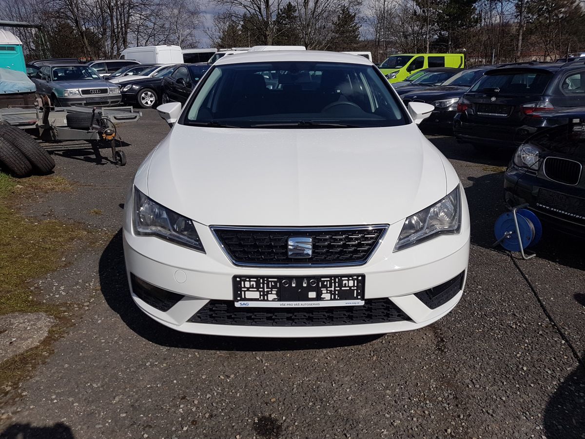 Seat Leon, 1.2TSi 81KW 6RYCHLOSTÍ - fotka 2