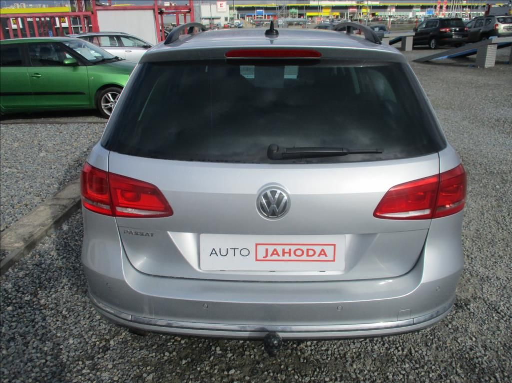 Volkswagen Passat, 1,4 TSI, DSG, aut.klima, Navi, - fotka 6