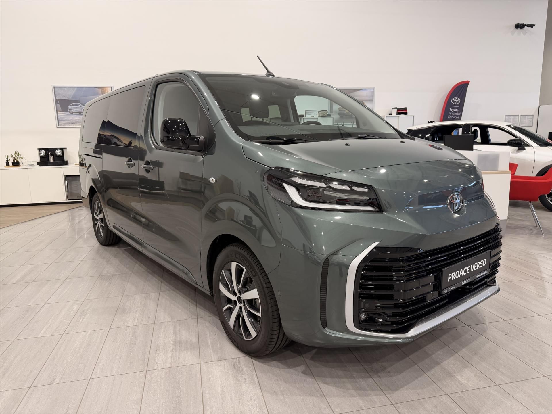 Toyota Proace Verso, 2,0 Diesel (177hp) 8AT  L2 Fam - fotka 6