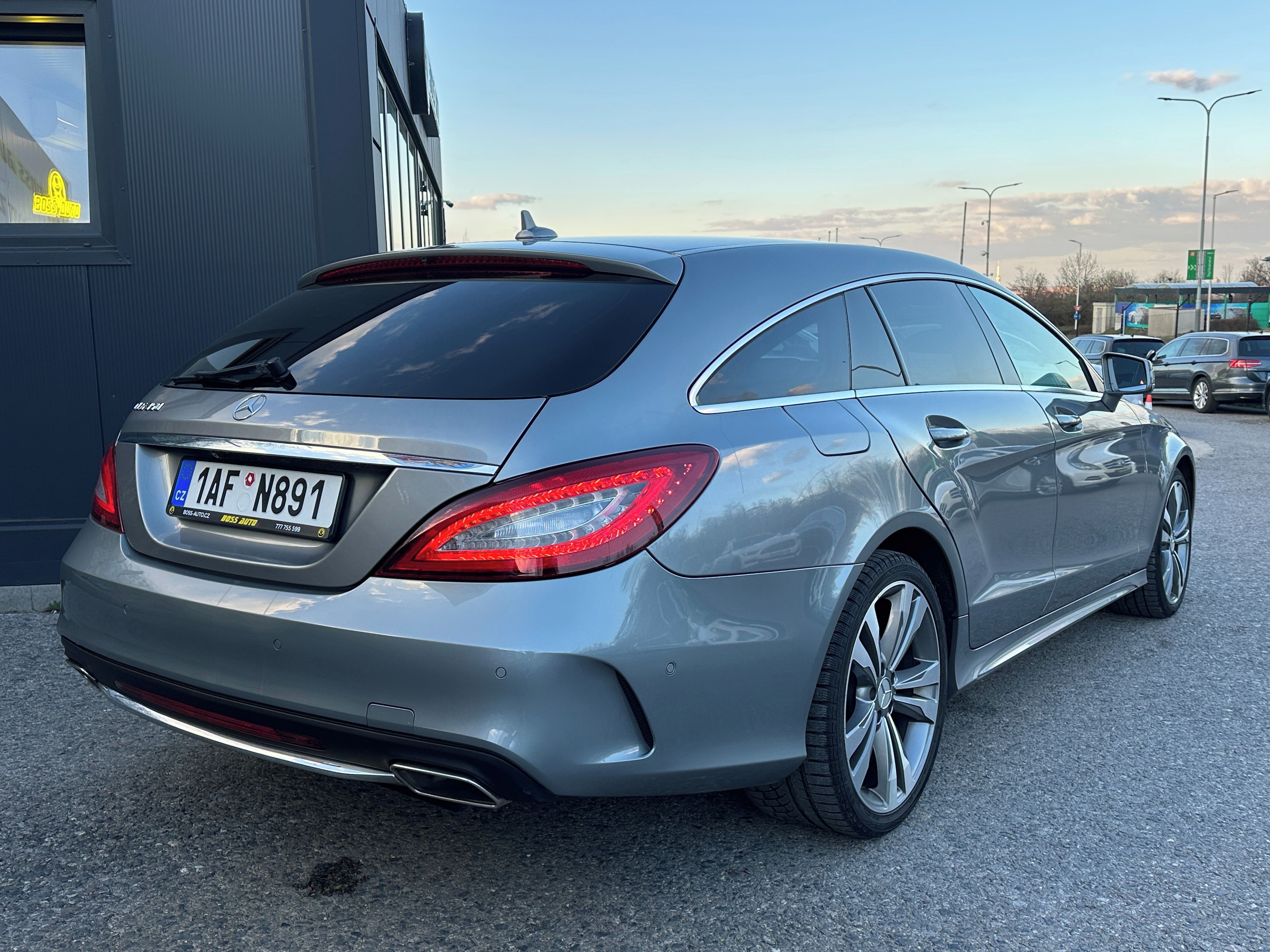 Mercedes-Benz CLS, Mercedes-Benz CLS 350 2015 - fotka 6