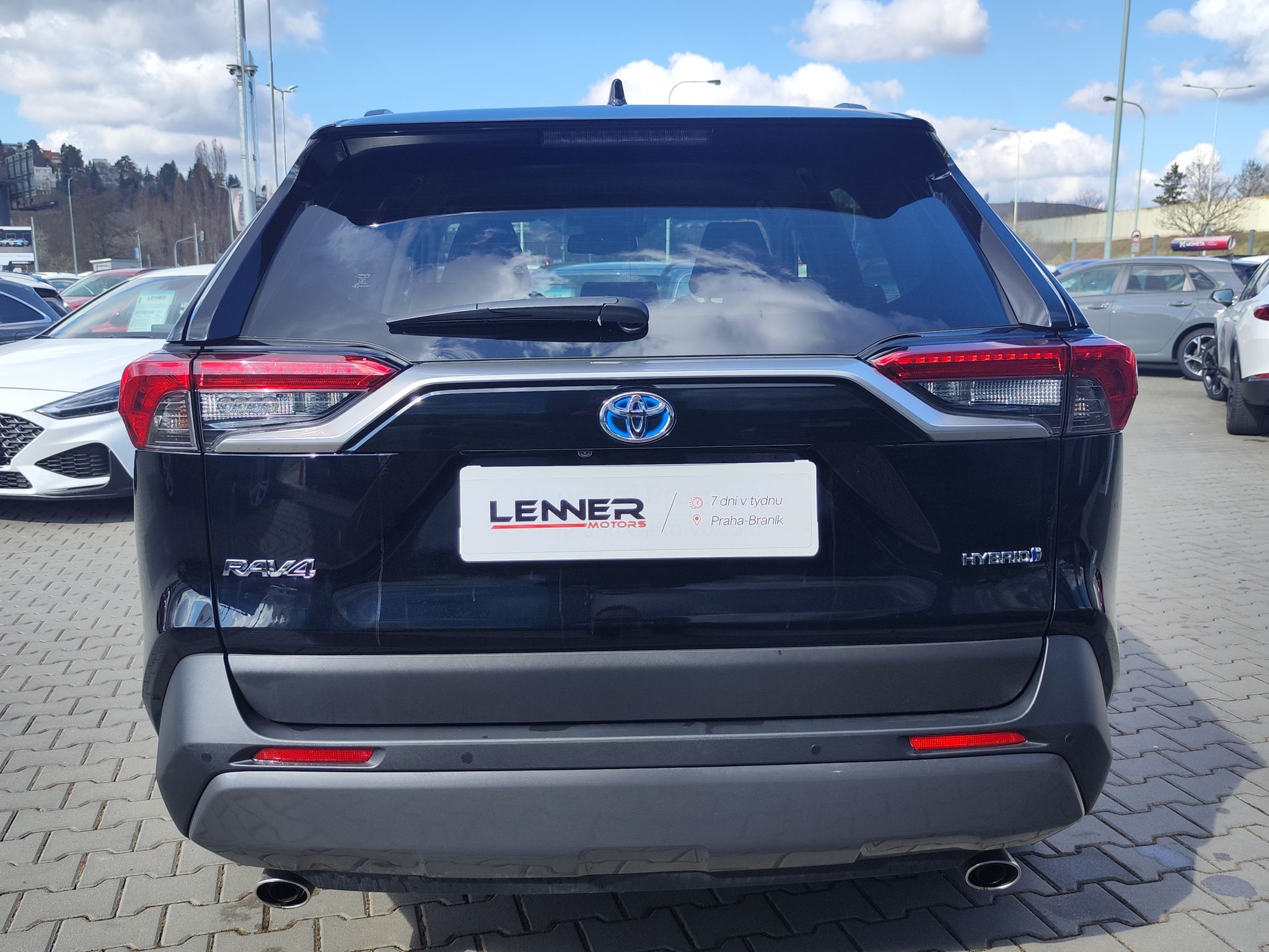 Toyota Rav4, 2.5 HEV/163kW Comort AT - fotka 6
