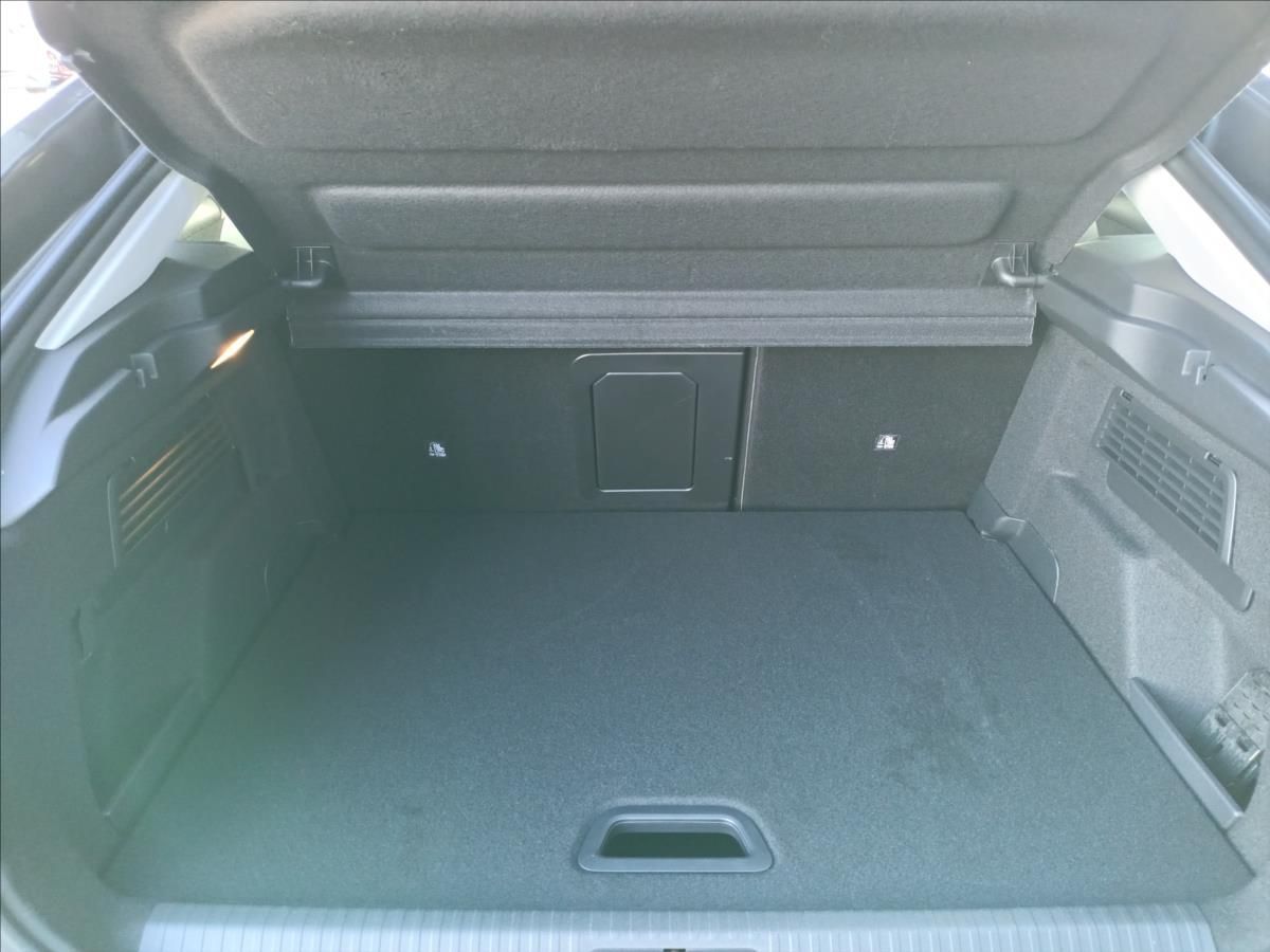 Citroën C4, MAX 1.2T - 130k, EAT8 - fotka 6