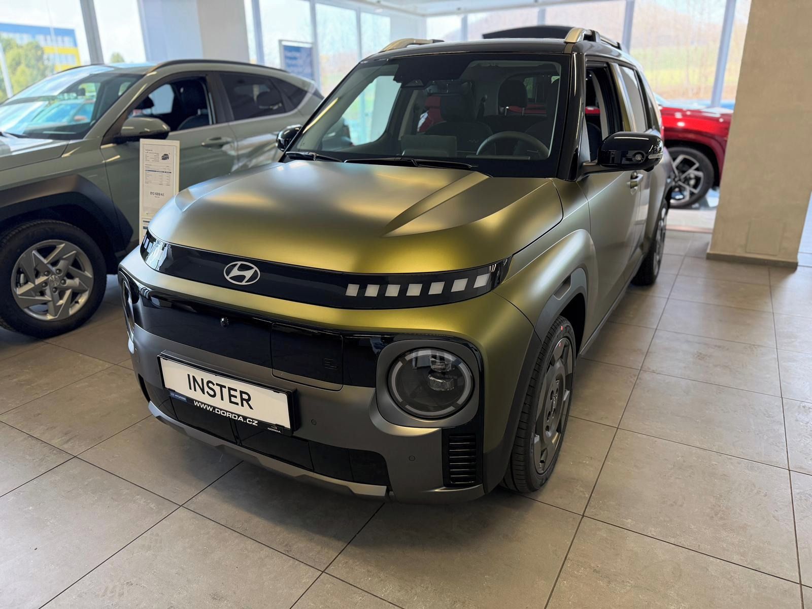 Hyundai Inster, CROSS PREMIUM