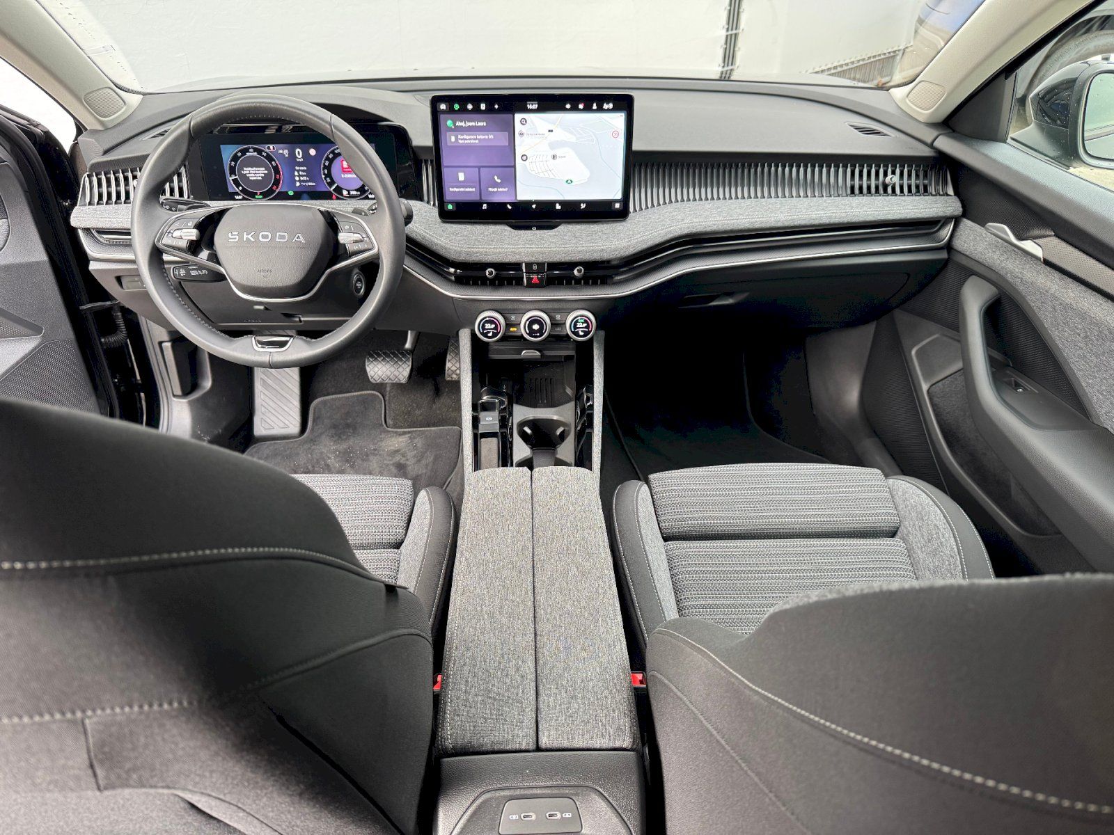 Škoda Superb, DSG 1.5 e-TSI 110 kW Selection - fotka 5