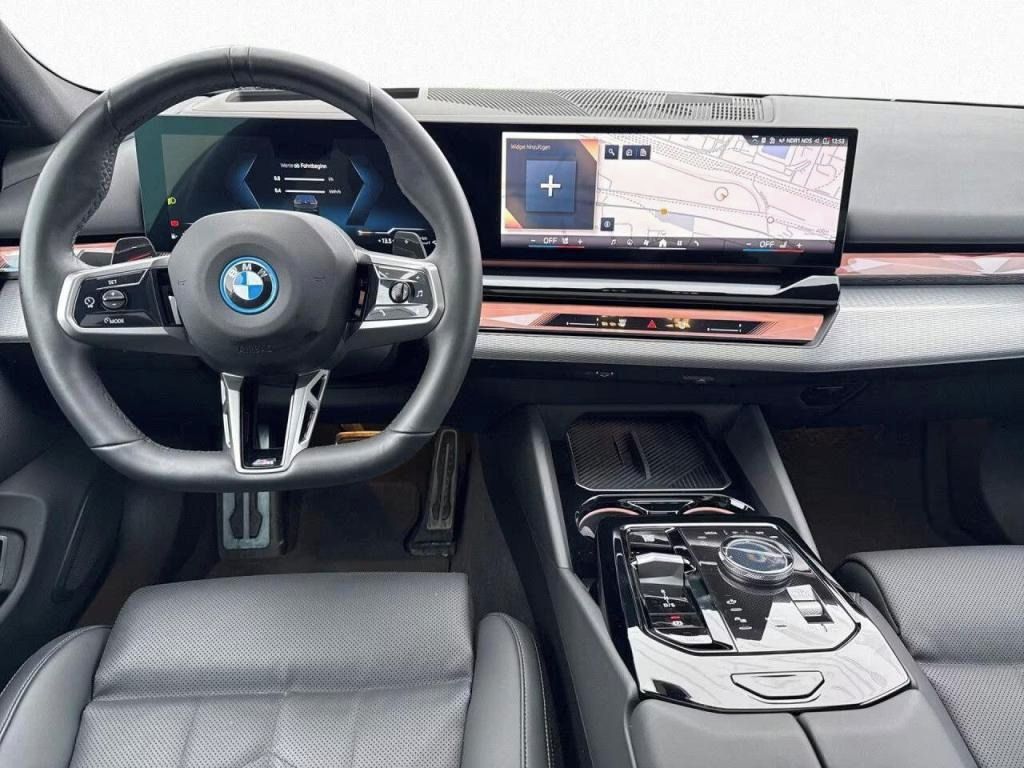 BMW Řada 5, 550 e xDrive M Sport*Kůže*Navi - fotka 5