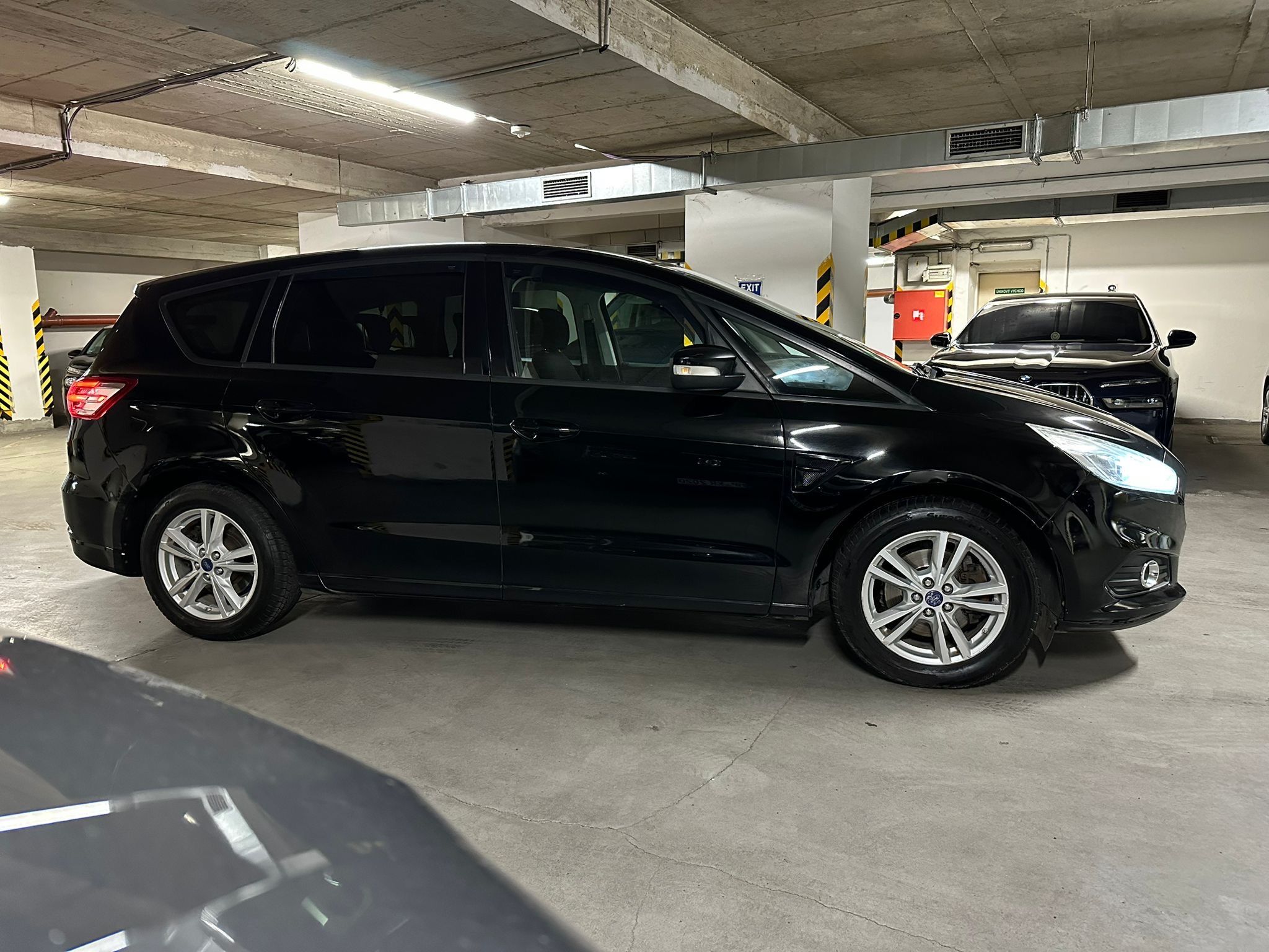 Ford S-MAX, 2.0 DIESEL 110 kw - fotka 6