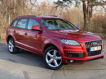 AUDI Q7 3.0 QUATTRO S-Line