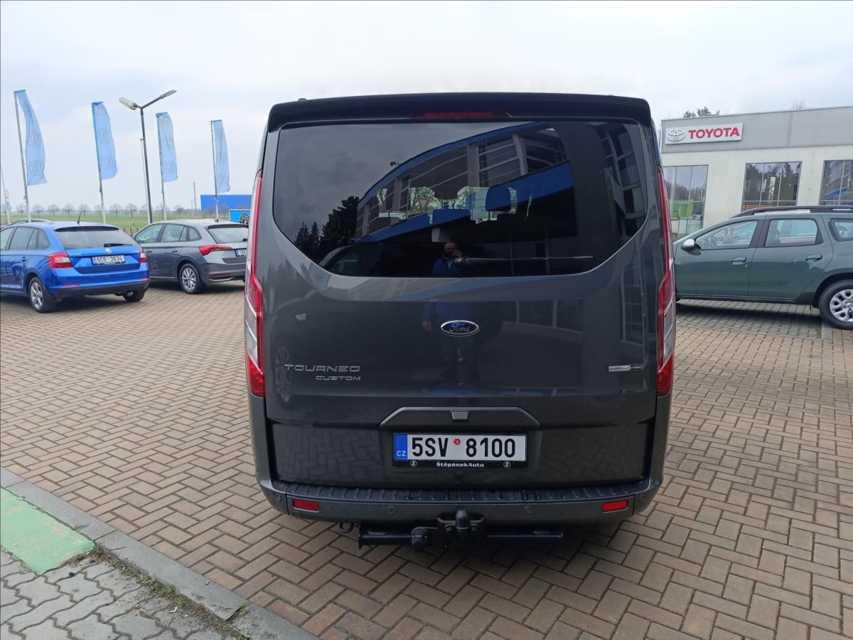 Ford Tourneo Custom, 2,0 TDCi EcoBlue Titanium - fotka 6