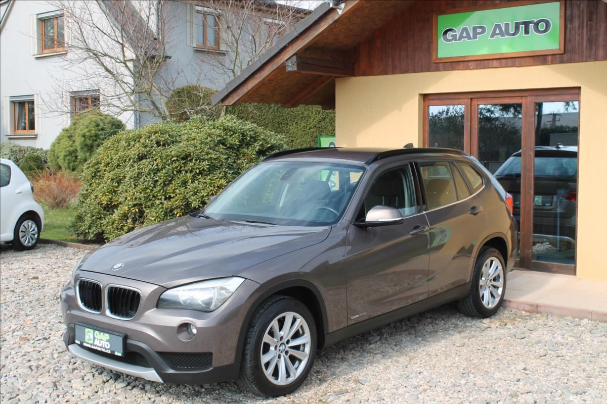 BMW X1, 118D 100kW sDRIVE - fotka 3