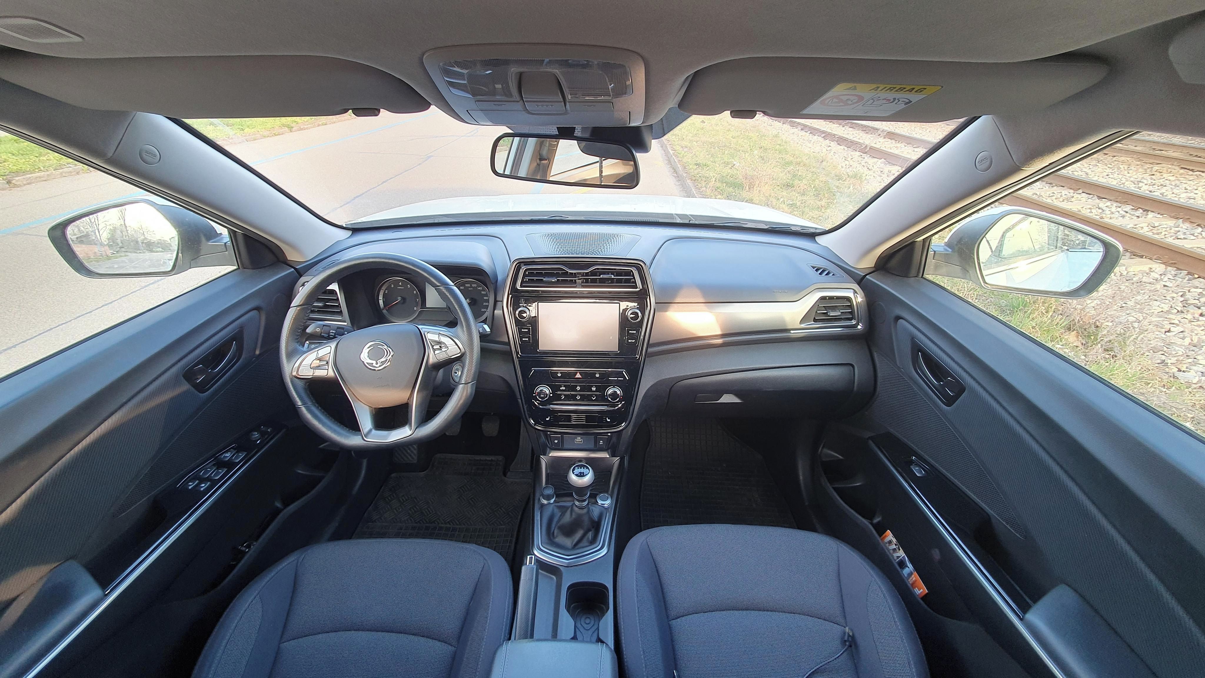 SsangYong Tivoli, 1.5T-GDi 120 + DRUHÁ ALU KOLA - fotka 4