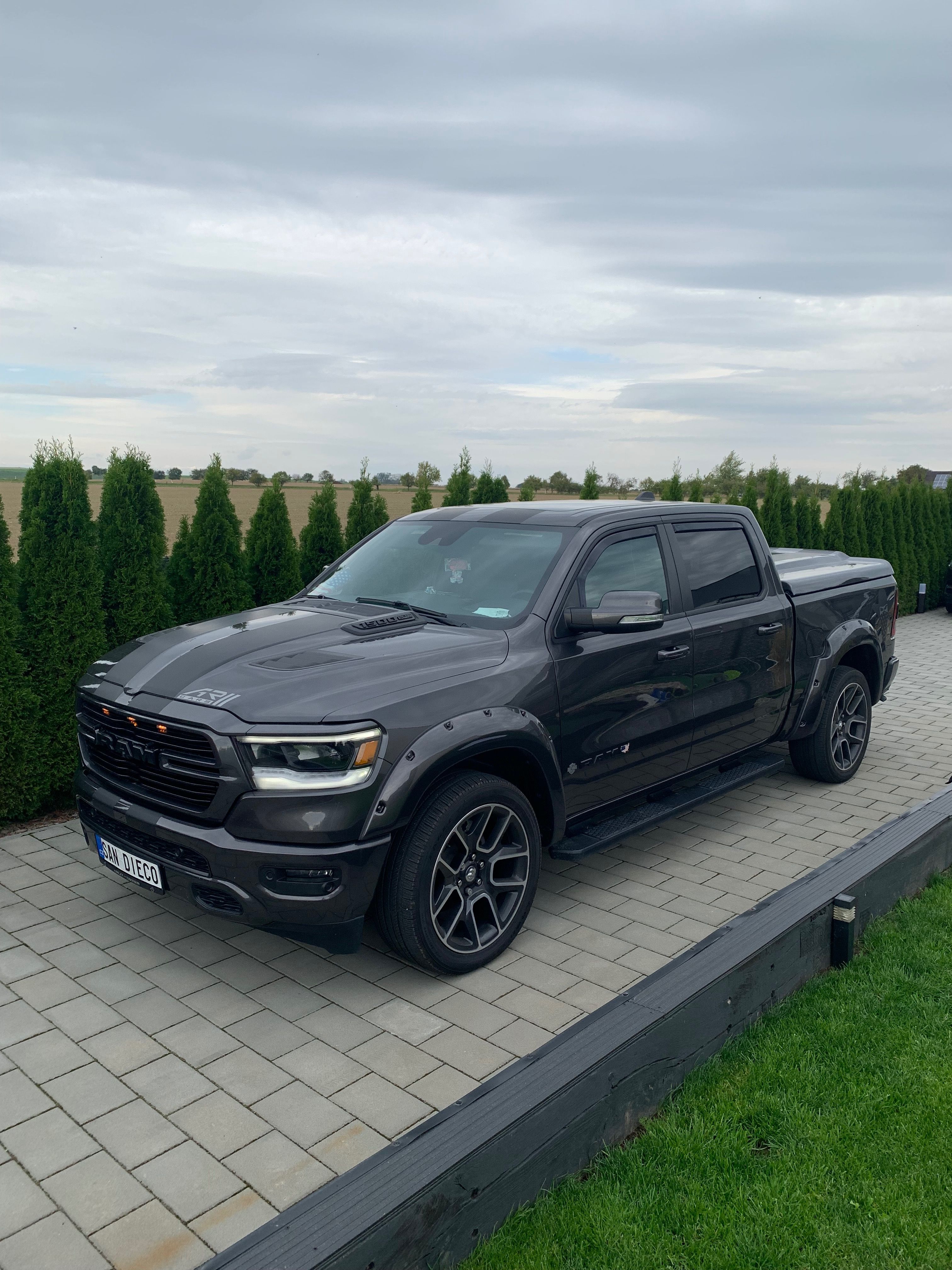 Dodge Ram, RAM LARAMIE SPORT LPG DPH