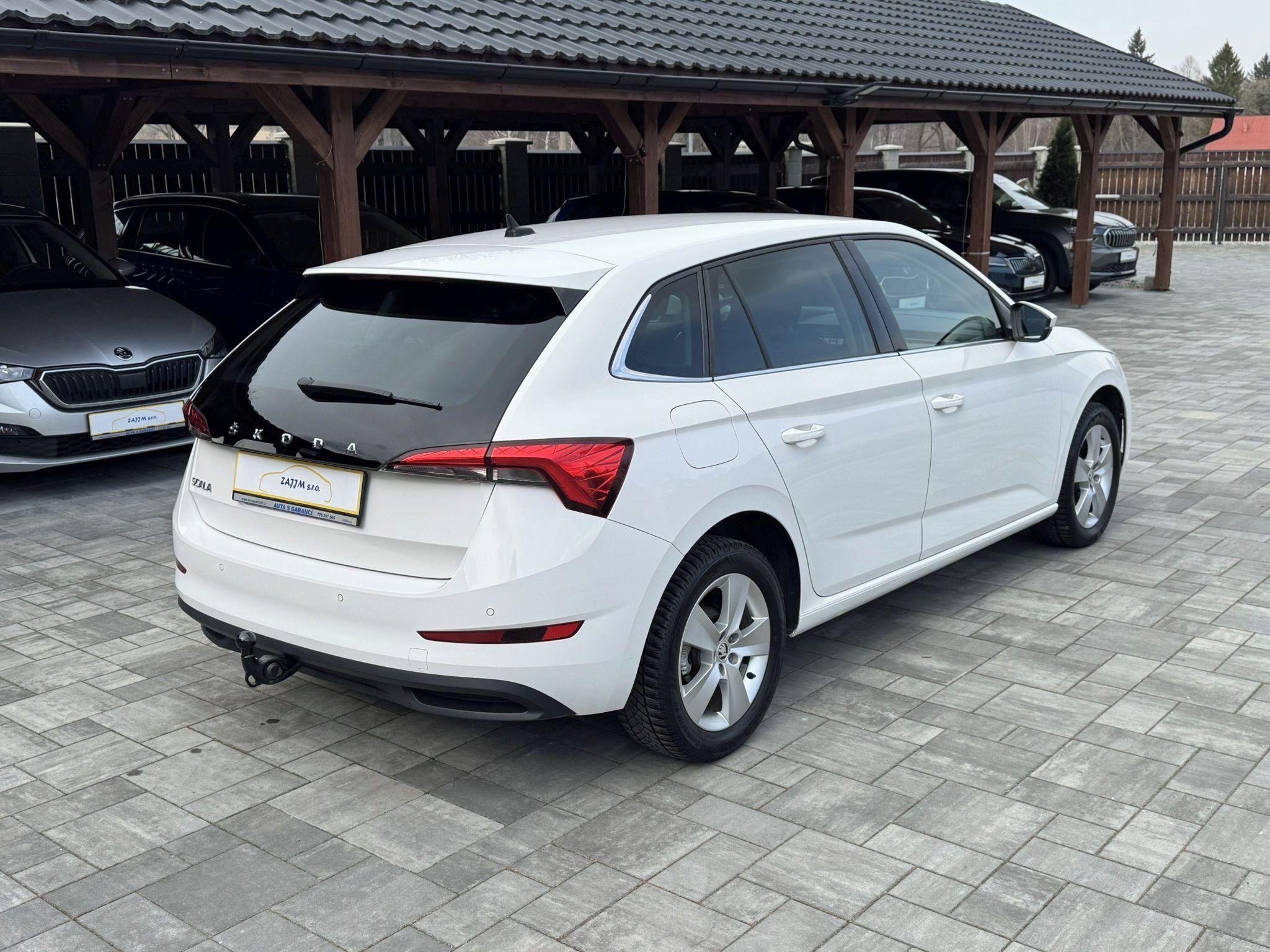 Škoda Scala, Style 81kw + Tažné zařízení - fotka 5