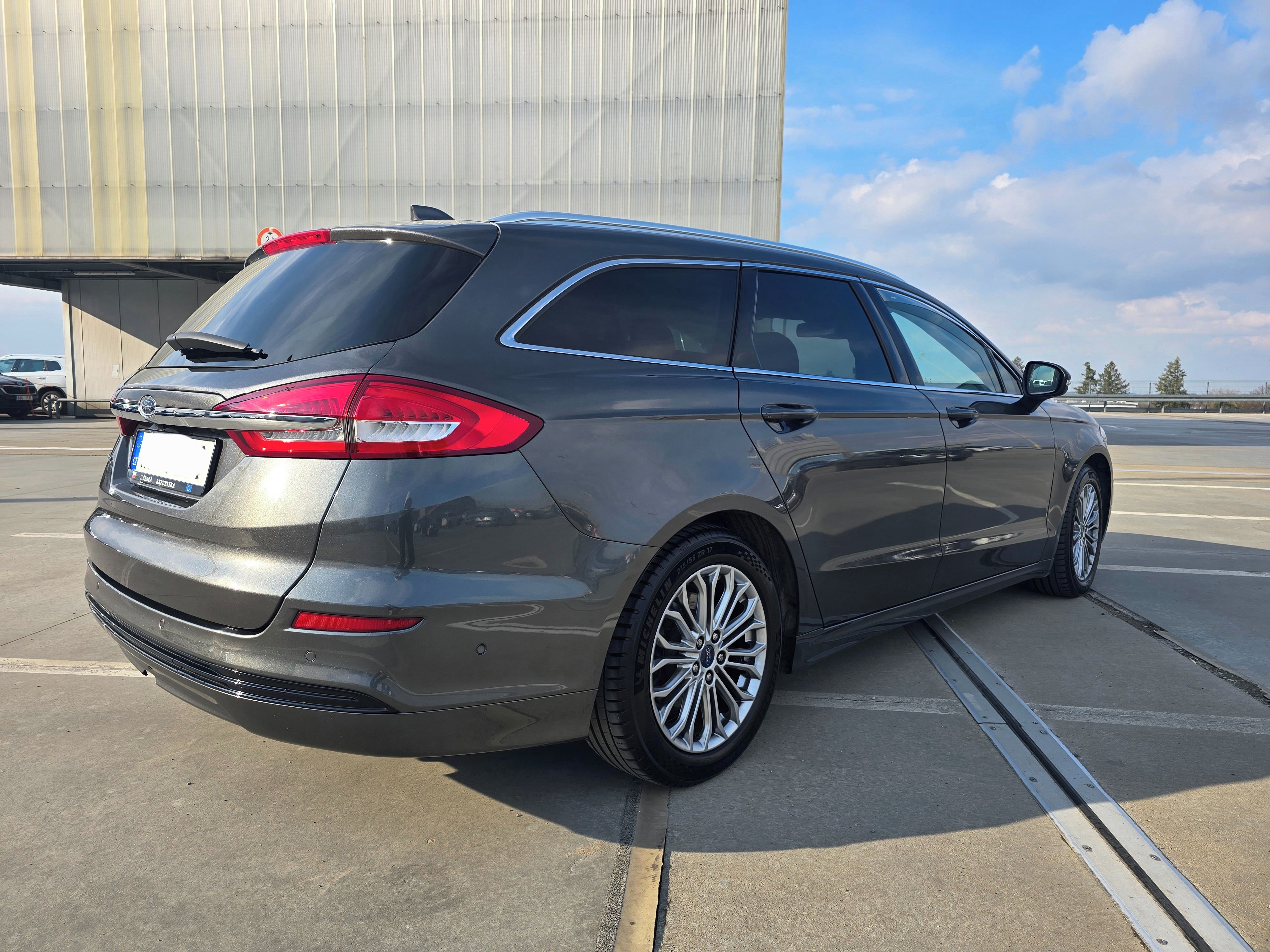 Ford Mondeo, Ford Mondeo Turnier 2.0 EcoBlu - fotka 3