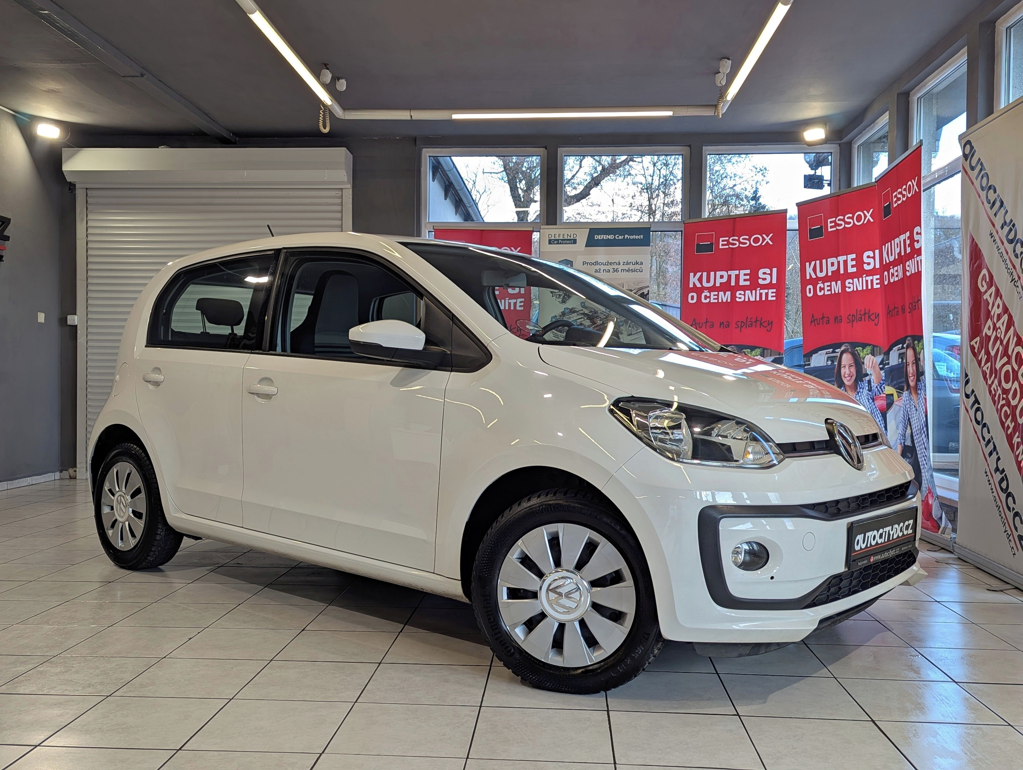 Volkswagen Up!, 1.0 MPi 44kW MOVE VÝHŘEVY, DPH