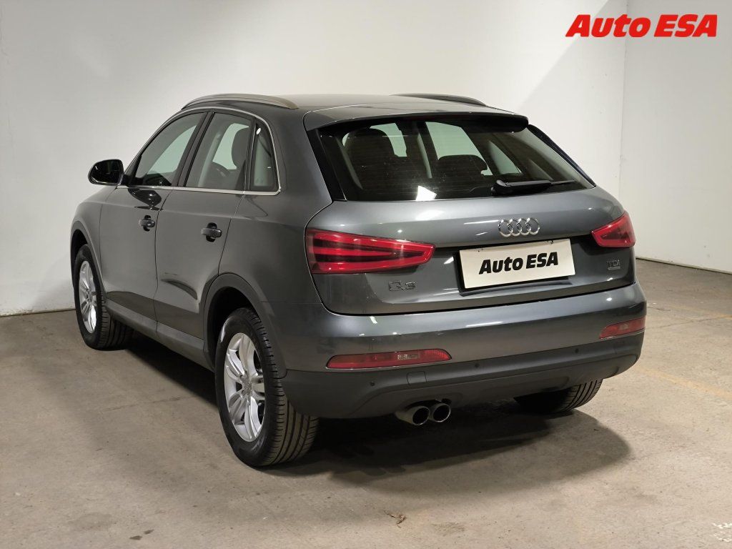Audi Q3, 2.0TDI Quattro,AT,xenon - fotka 4