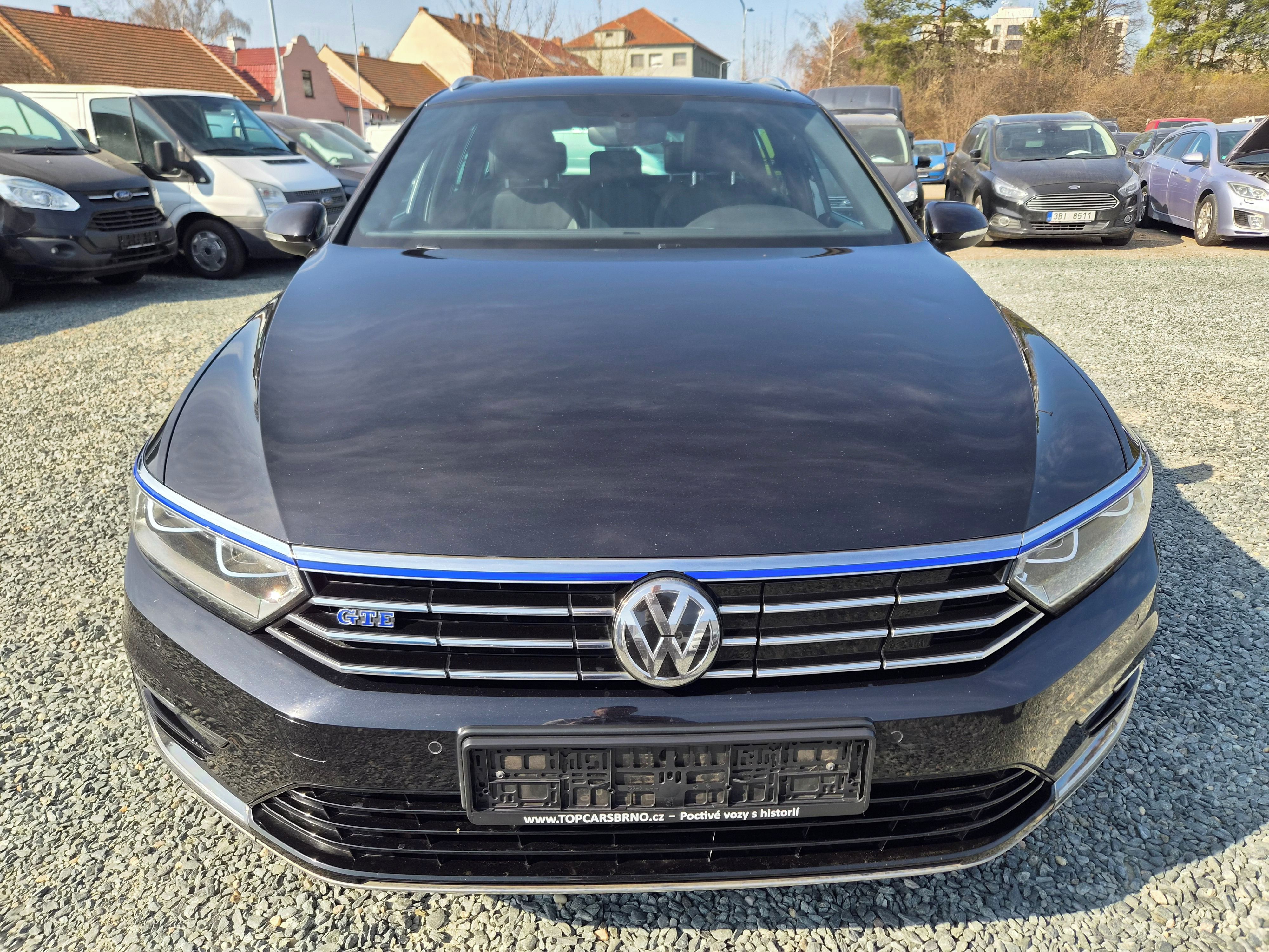 Volkswagen Passat, GTE 1.4 TSI 12/2016 PANORAMA - fotka 2