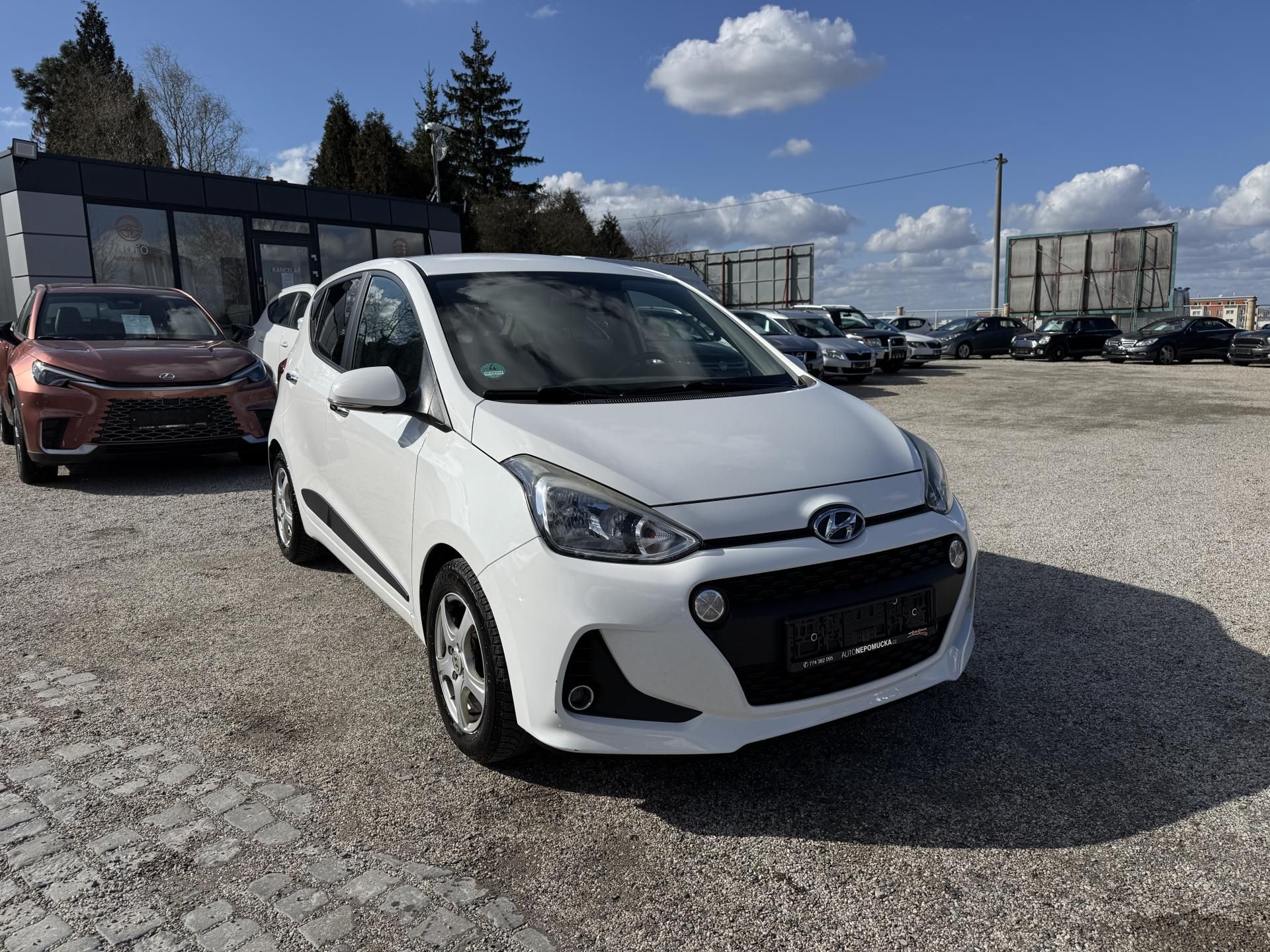 Hyundai i10, 1.2 64KW 1.Majitel 104000km!