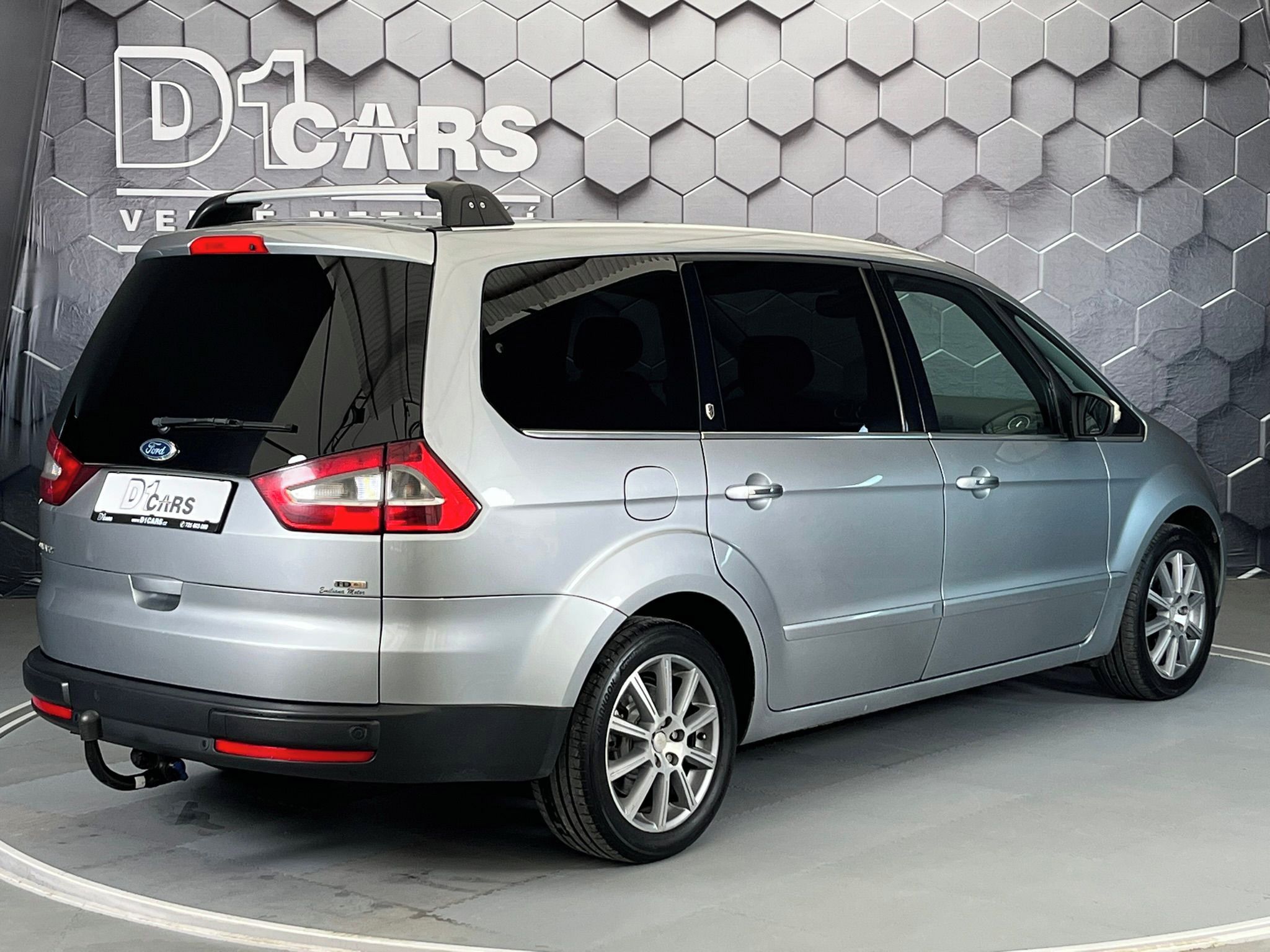 Ford Galaxy, 2,0 TDCi Ghia - fotka 4