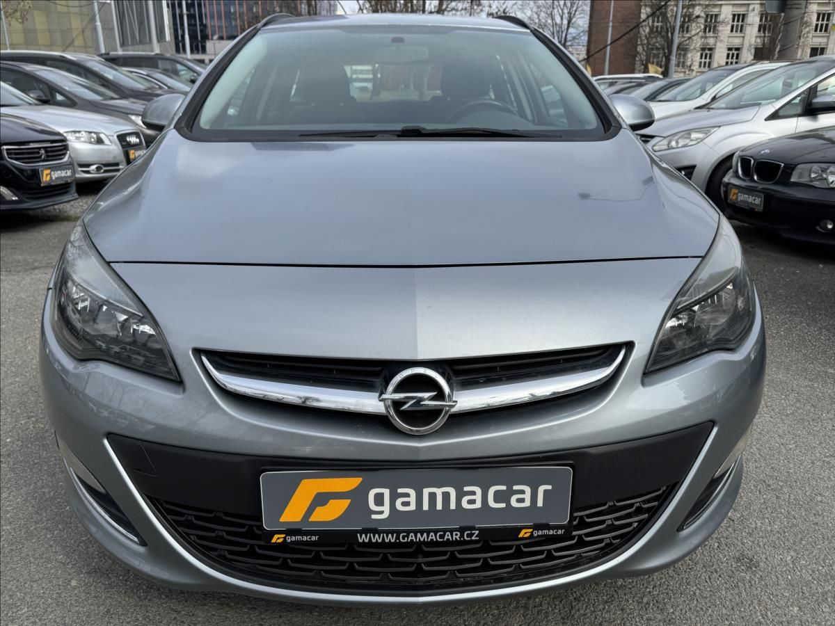 Opel Astra, 1,7 FACELIFT+NOVÉ PNEU.