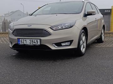 Focus 1.5 benzín 44.000 najeto