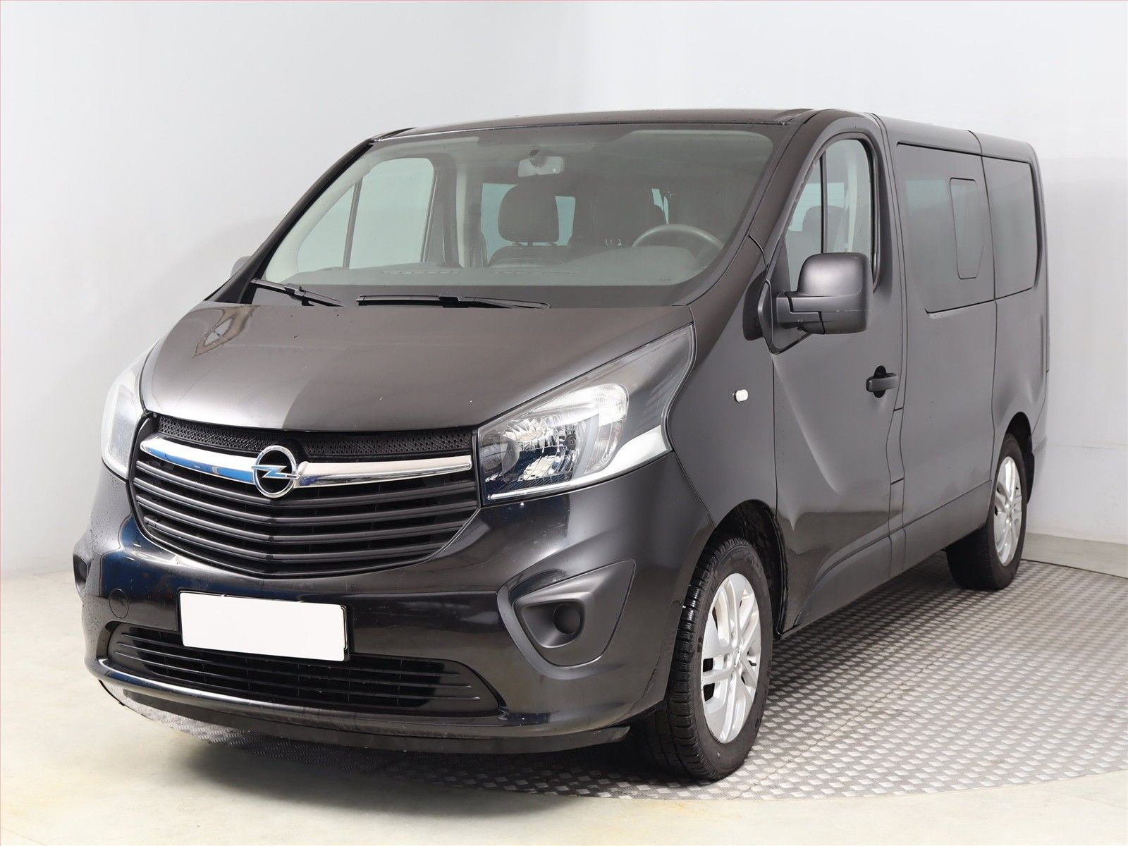 Opel Vivaro, 1.6 BiCDTI, Bus, 9Míst, Klima - fotka 2