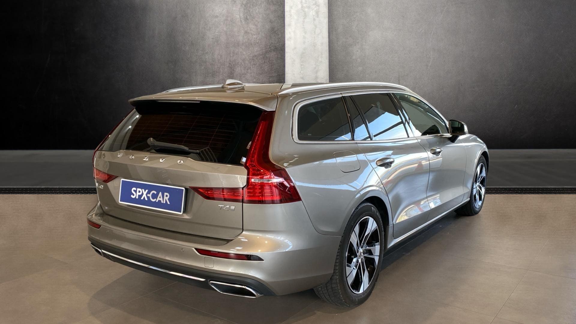 Volvo V60, INSCRIPTION, T4 FWD Drive-E, 1 - fotka 2