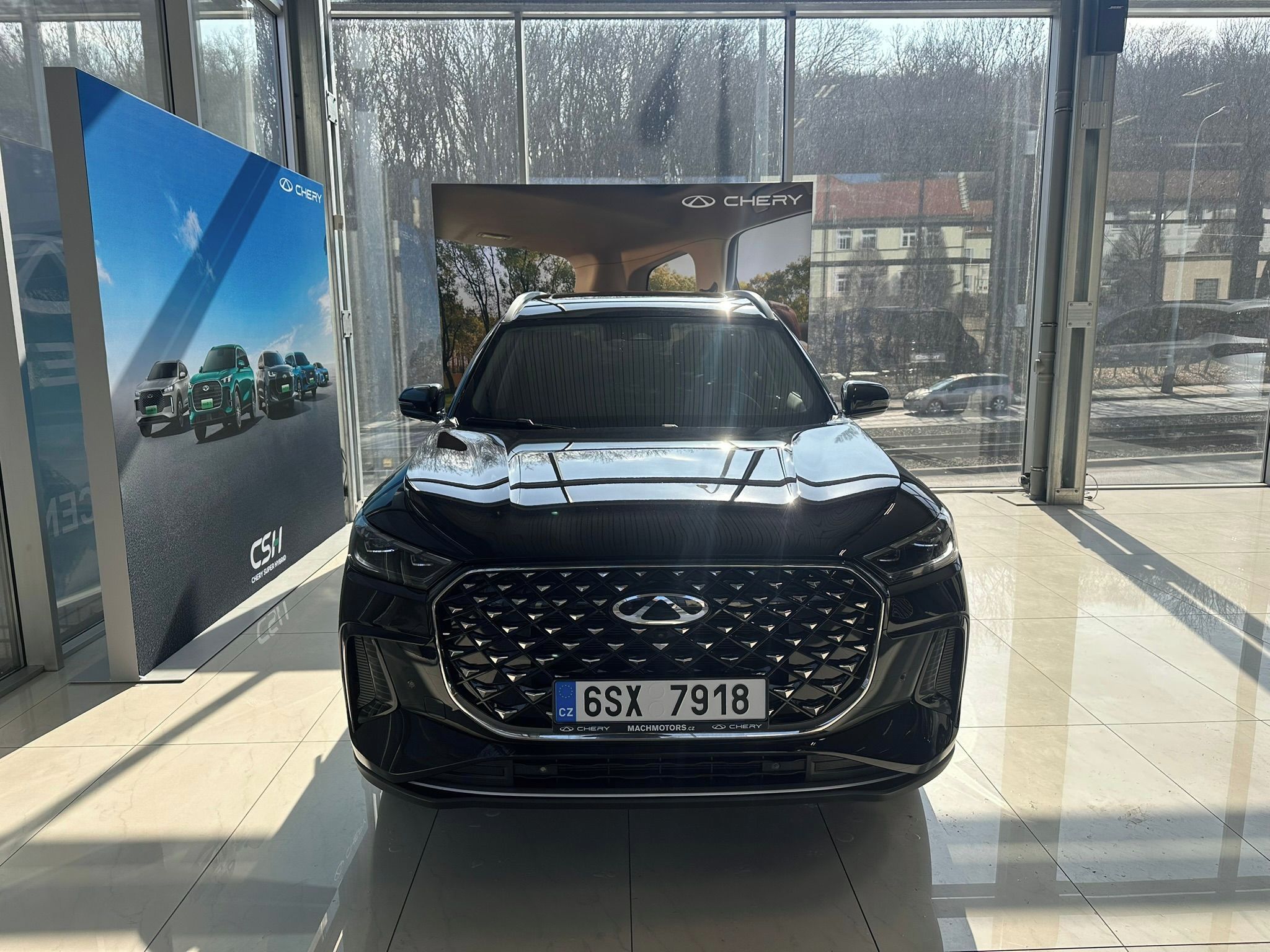 Chery Tiggo 8 PHEV, UNIQUE 1.5 TGDI PHEV - fotka 2